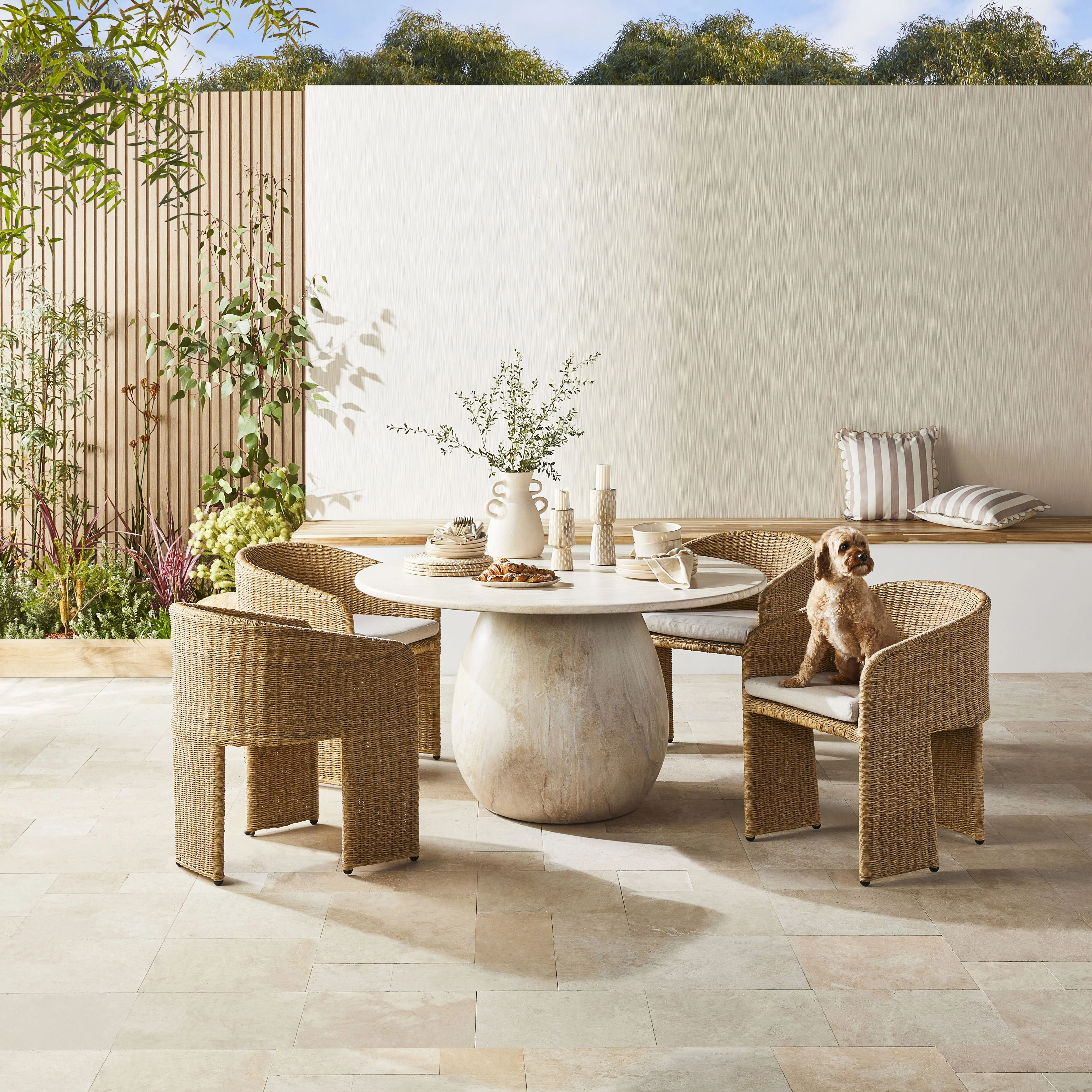 Adaline Round Dining Table 135cm - Image 5