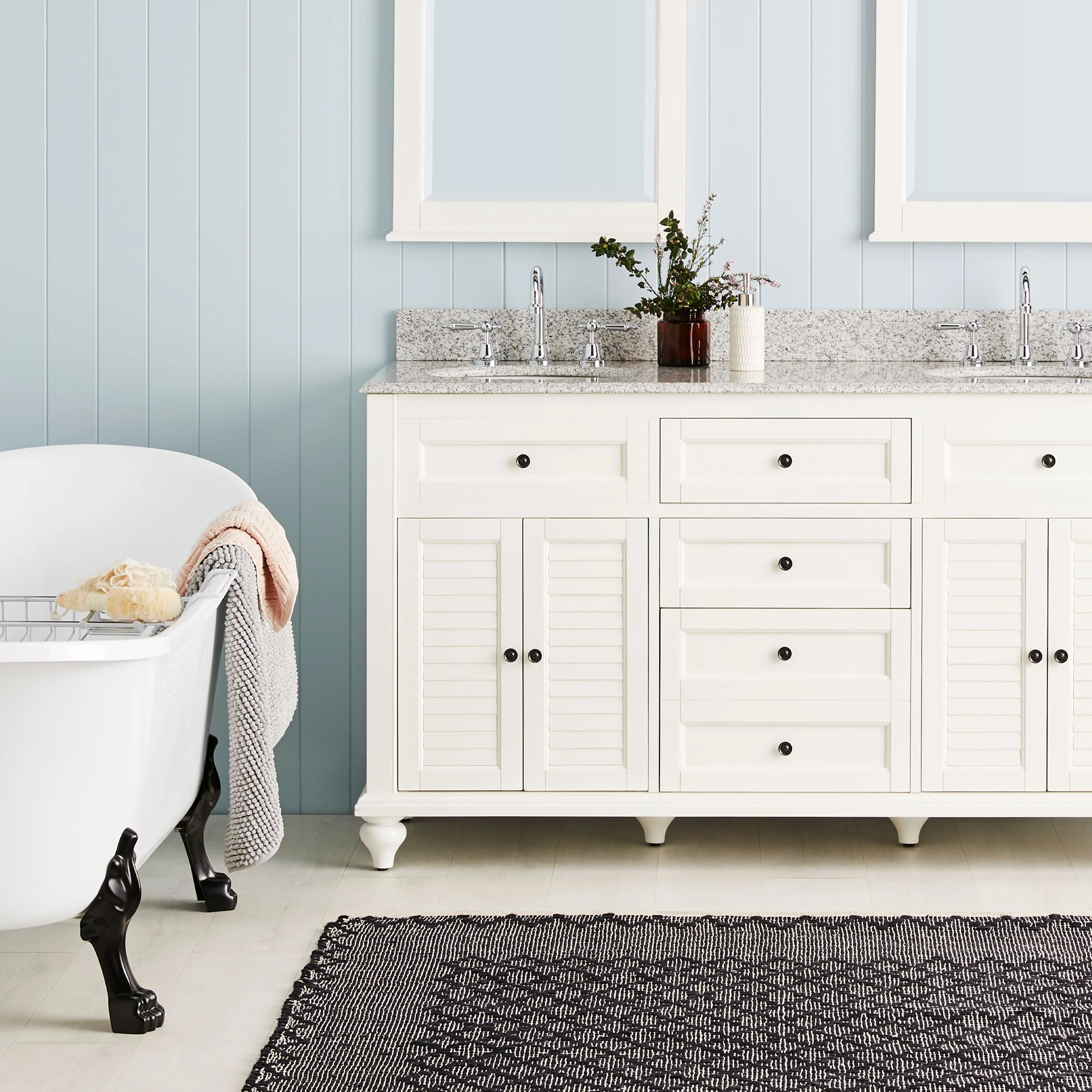Alto White Bath 1700mm with Black Feet Package - Image 4