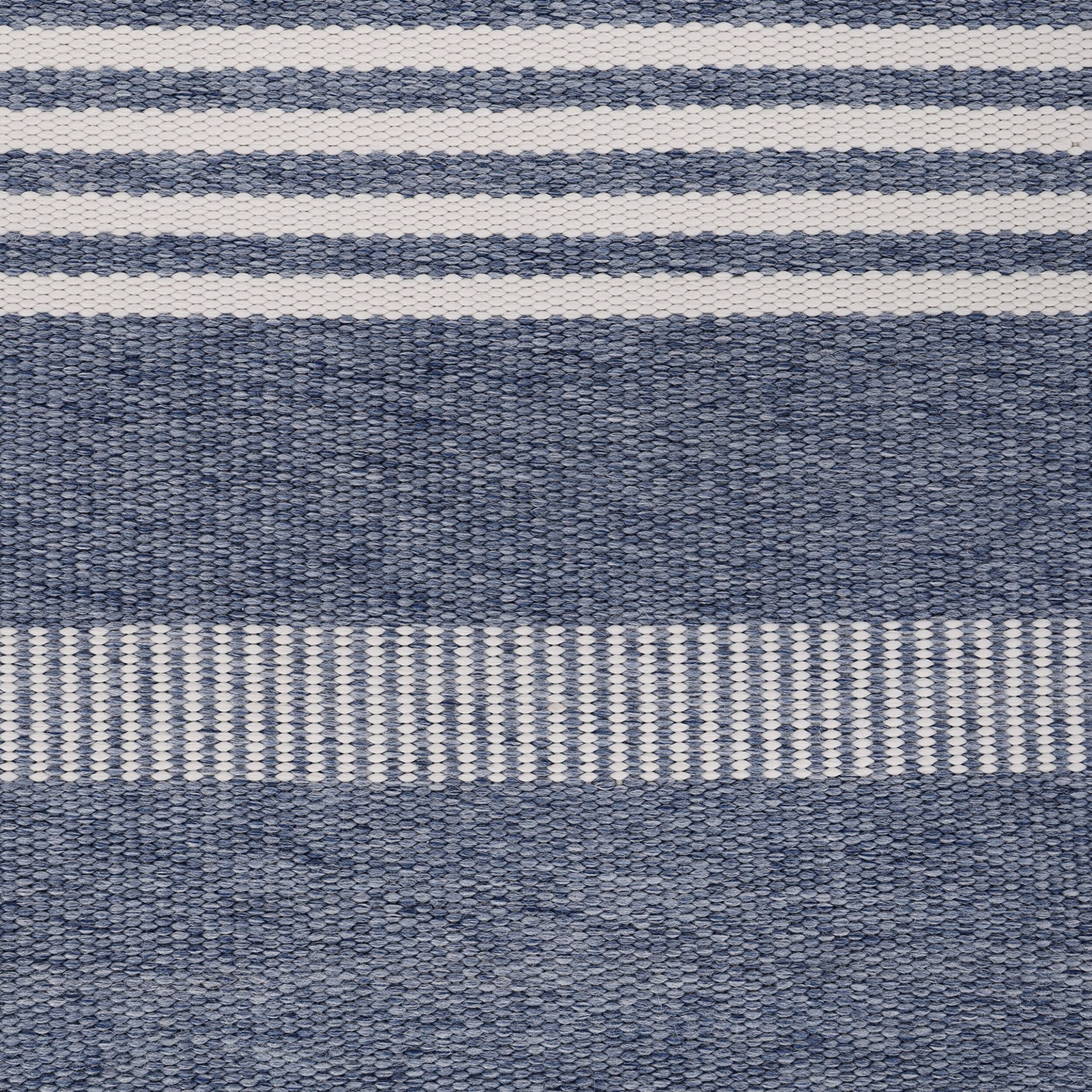 Amalfi Coast Outdoor Rug Blue 150x240cm - Image 2