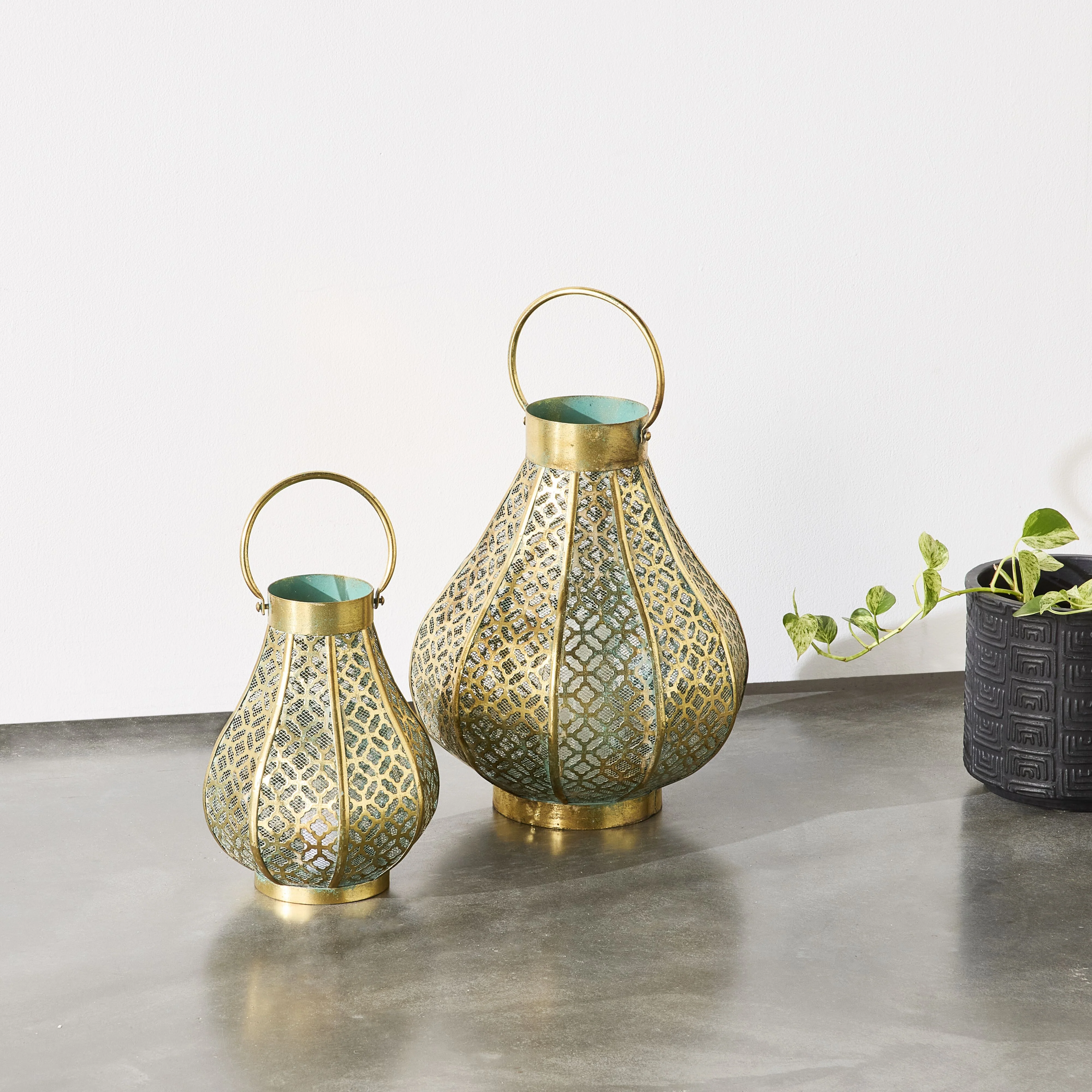 Amira Large Filigree Lantern - Image 4