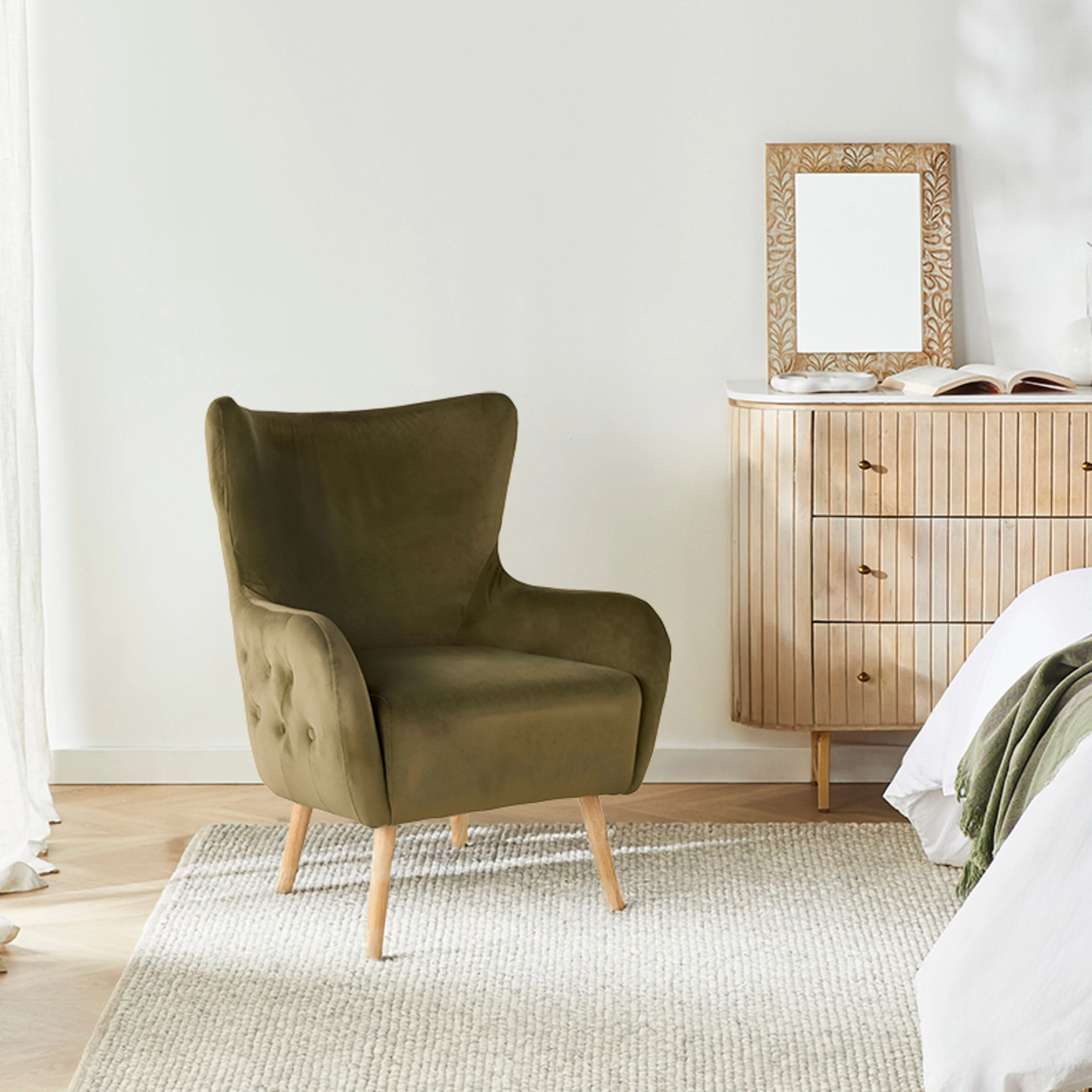 Amira Occasional Chair Velvet Moss - Image 7