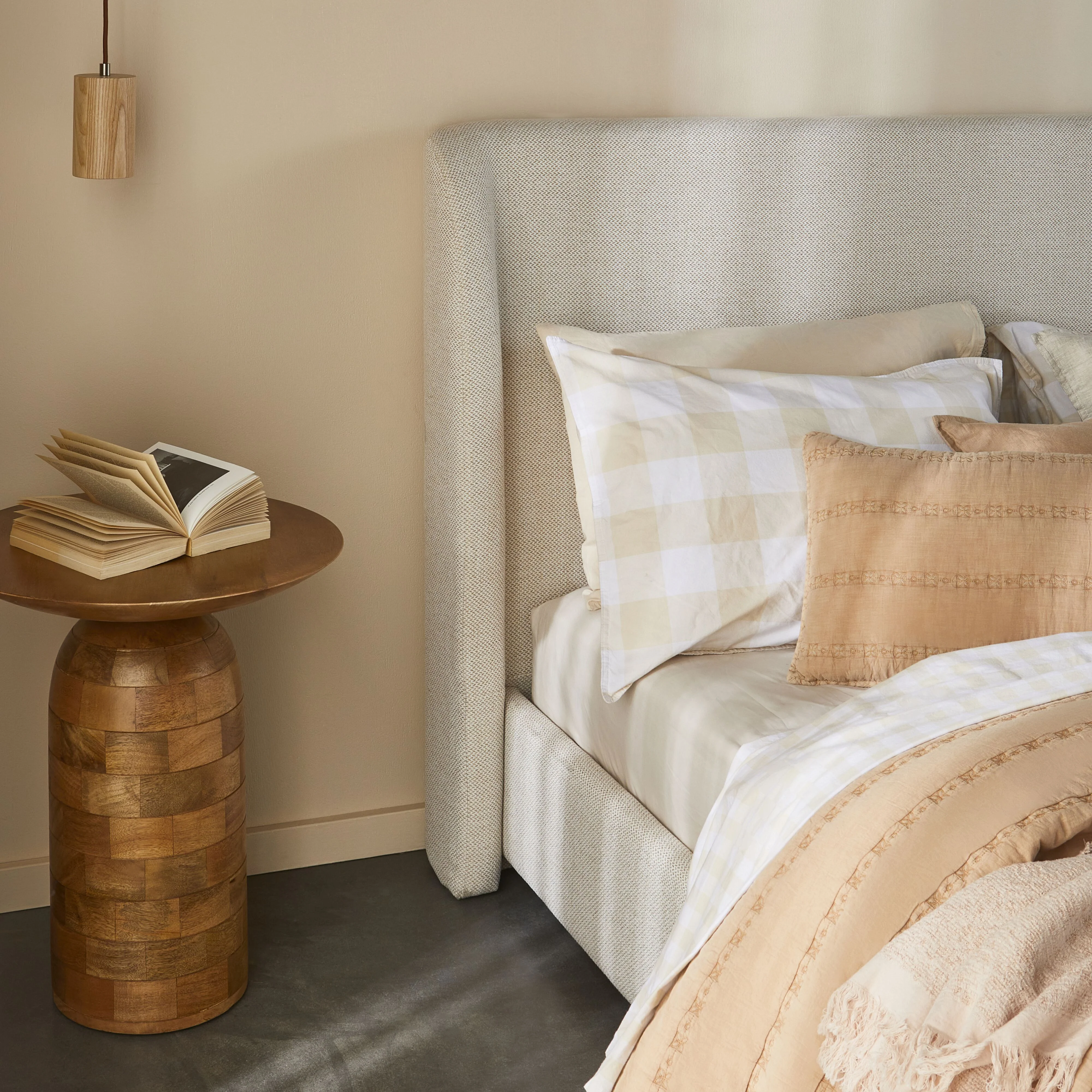 Angel Bed Queen - Image 10