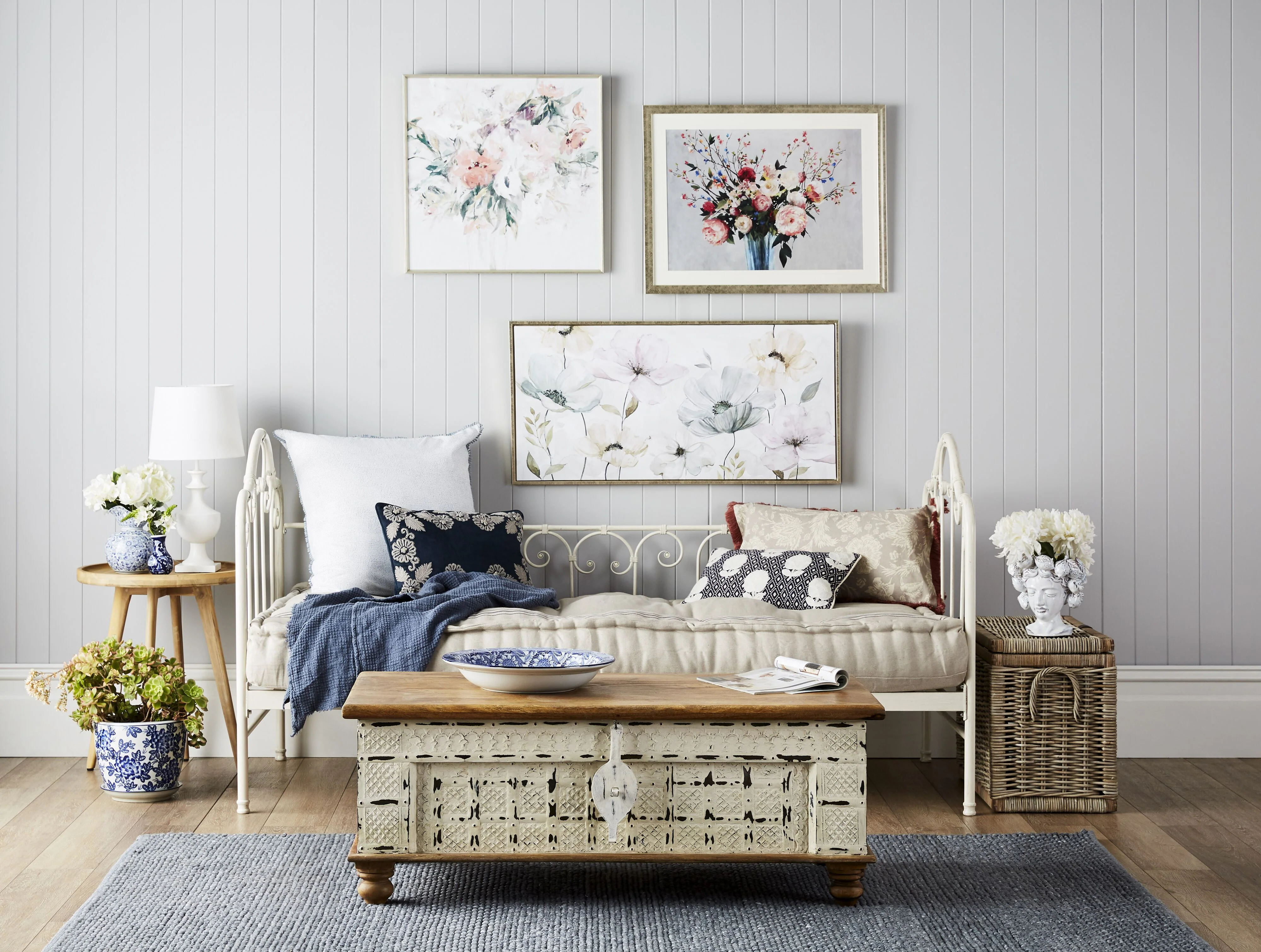 Arthouse Delightful Blooms Silver Framed Print 100x50cm - Image 5