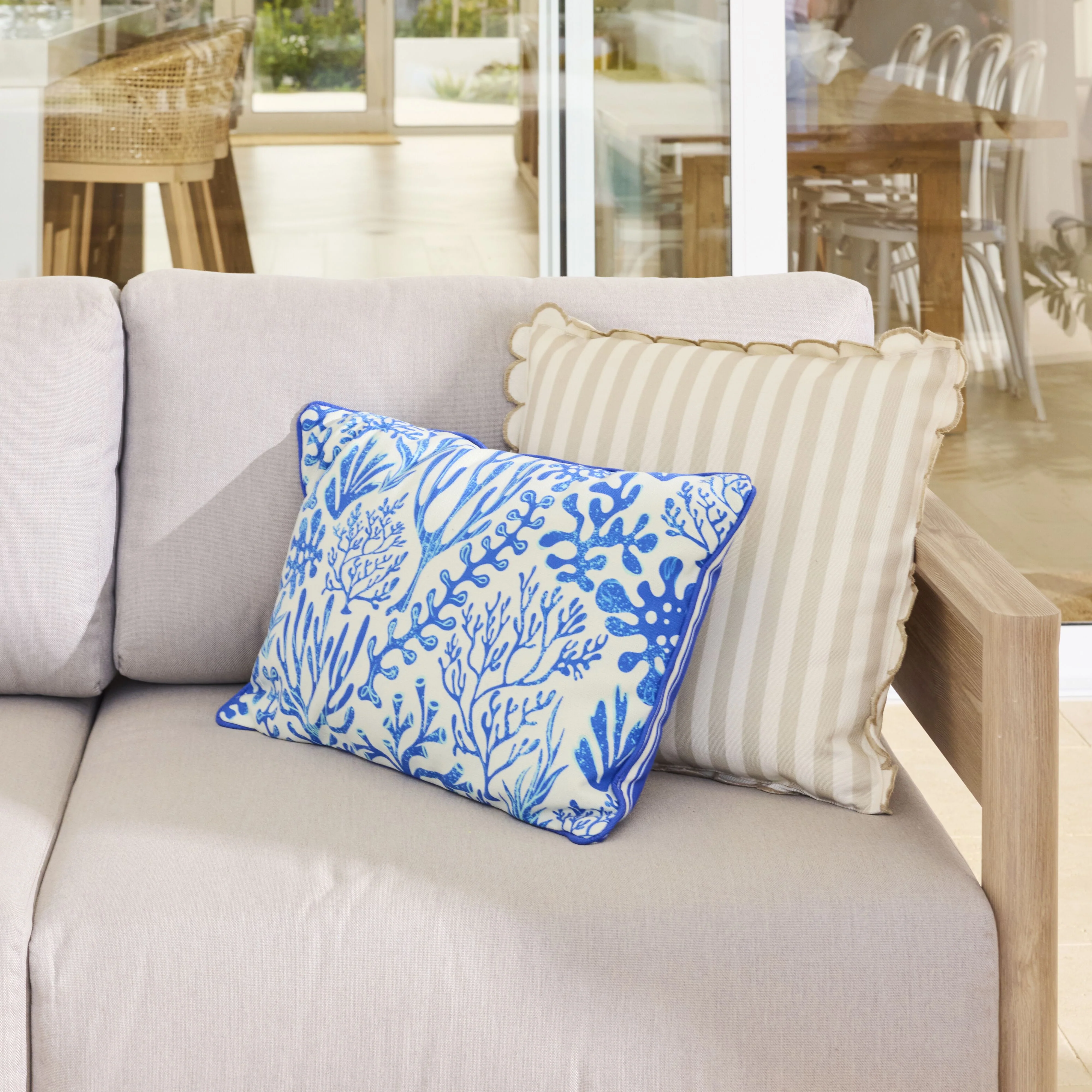Aruba Ocean Coral Reef Outdoor Cushion 35x55cm - Image 4