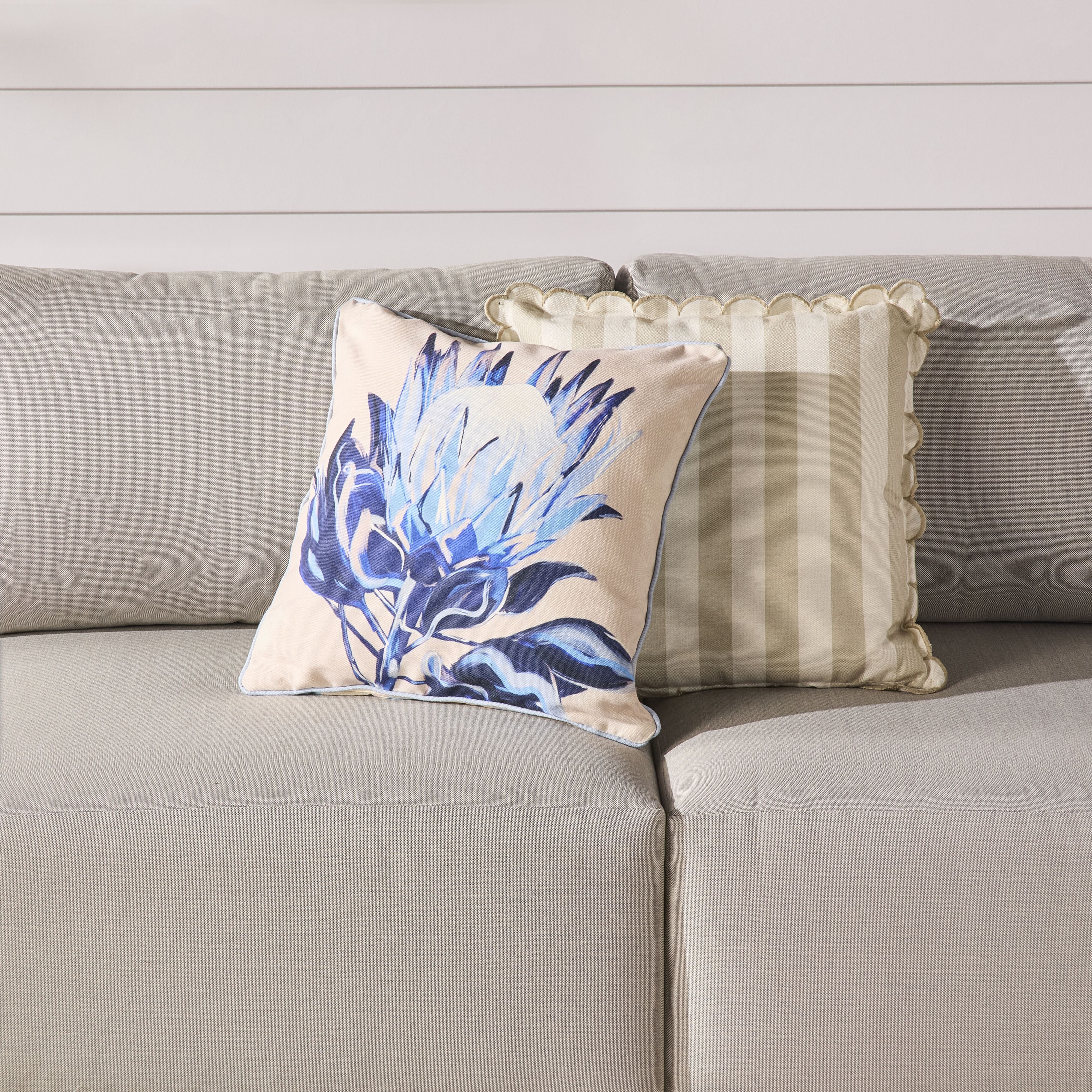 Aruba Protea By The Sea Outdoor Cushion 45x45cm - Image 4