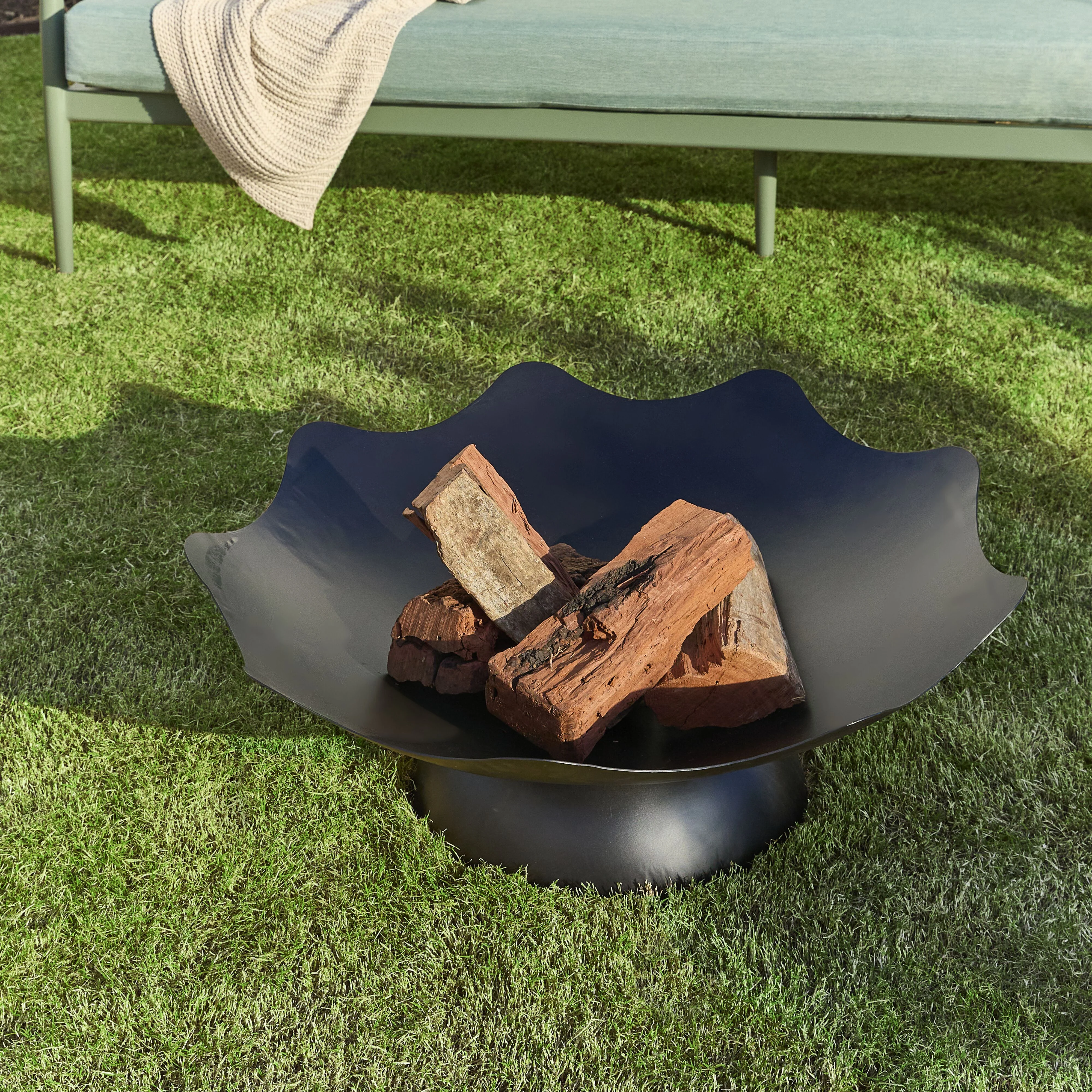 Arwen Fire Pit 78x78cm - Image 7