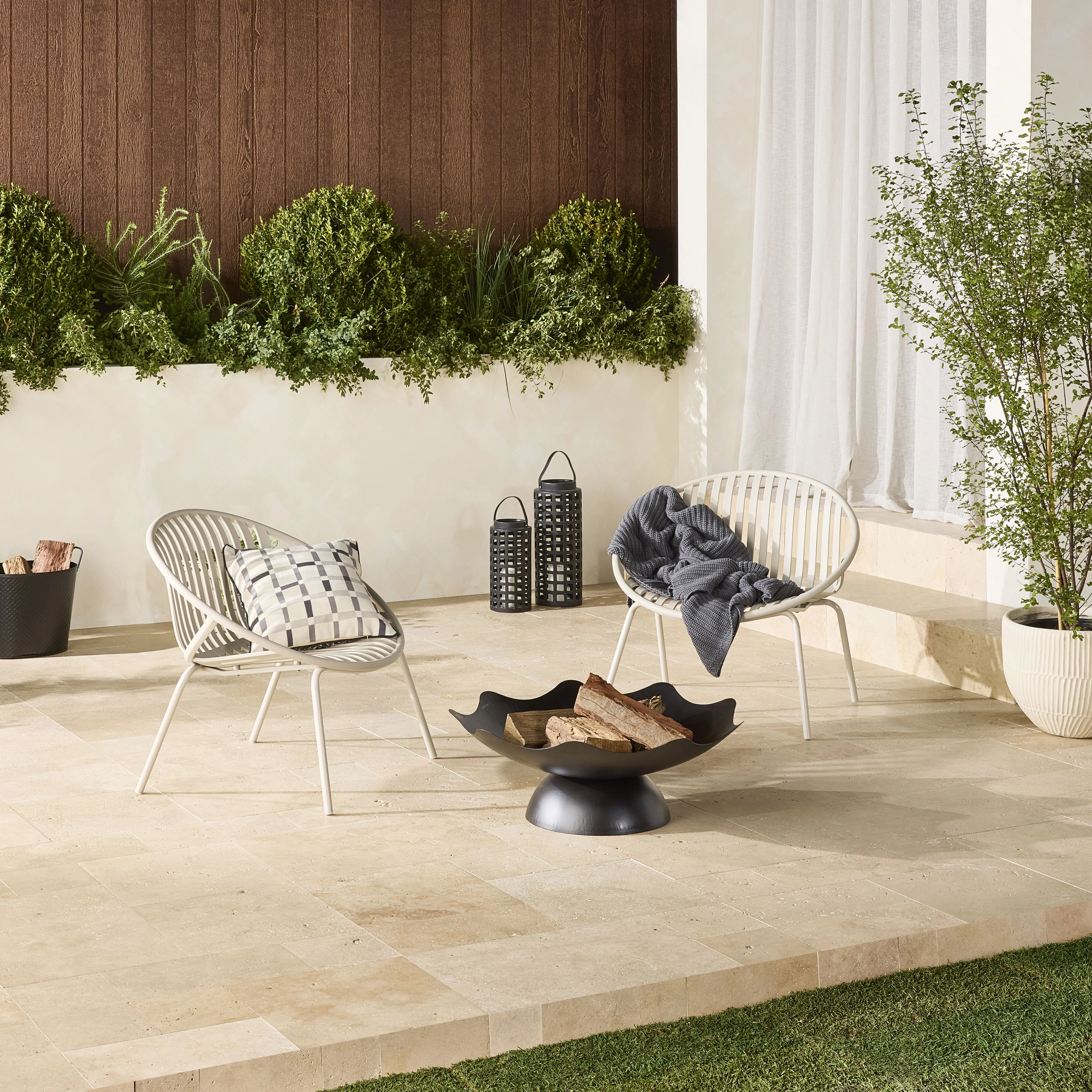 Arwen Fire Pit 78x78cm - Image 9
