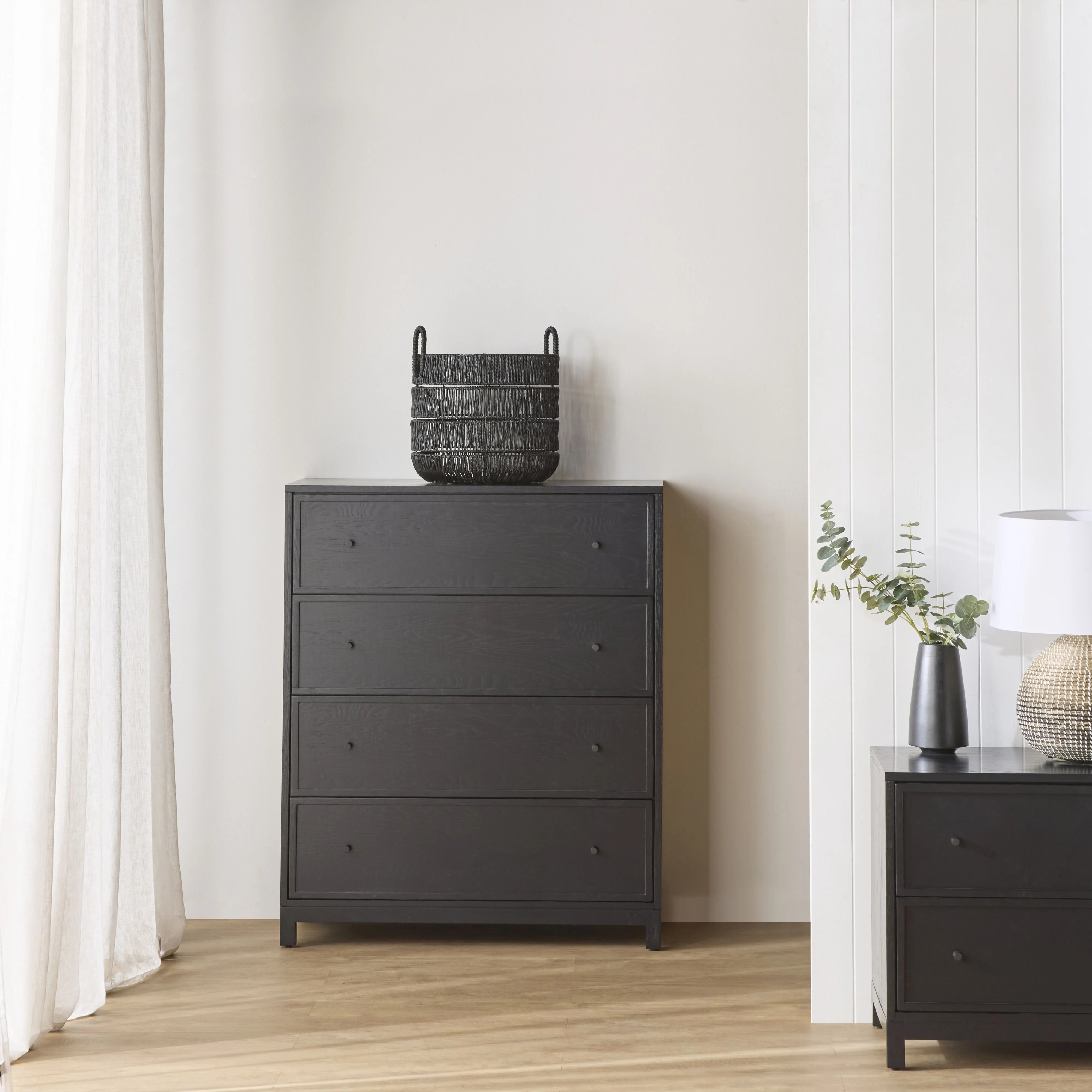Avalon 4 Drawer Chest Black - Image 8