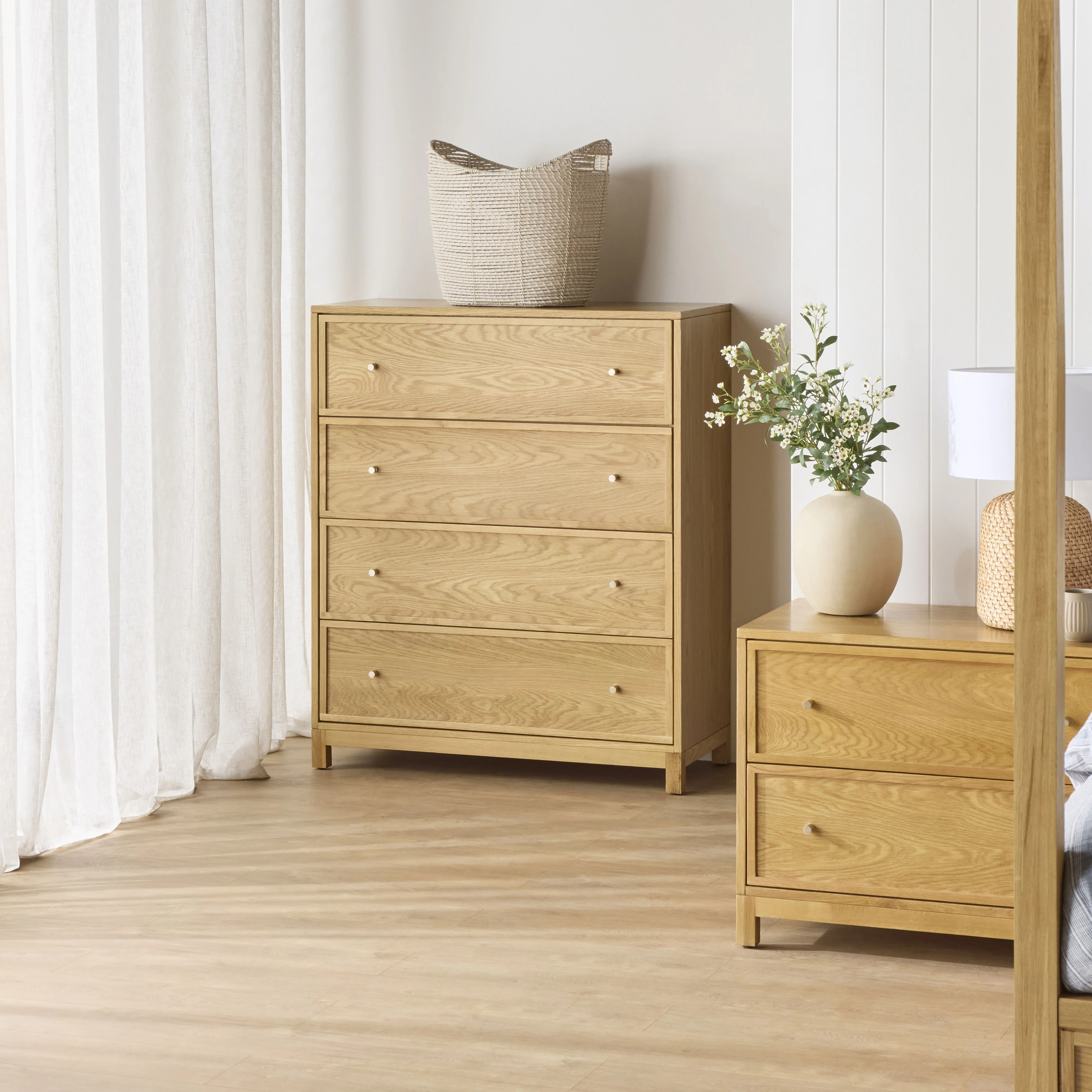 Avalon 4 Drawer Chest Light Oak - Image 9