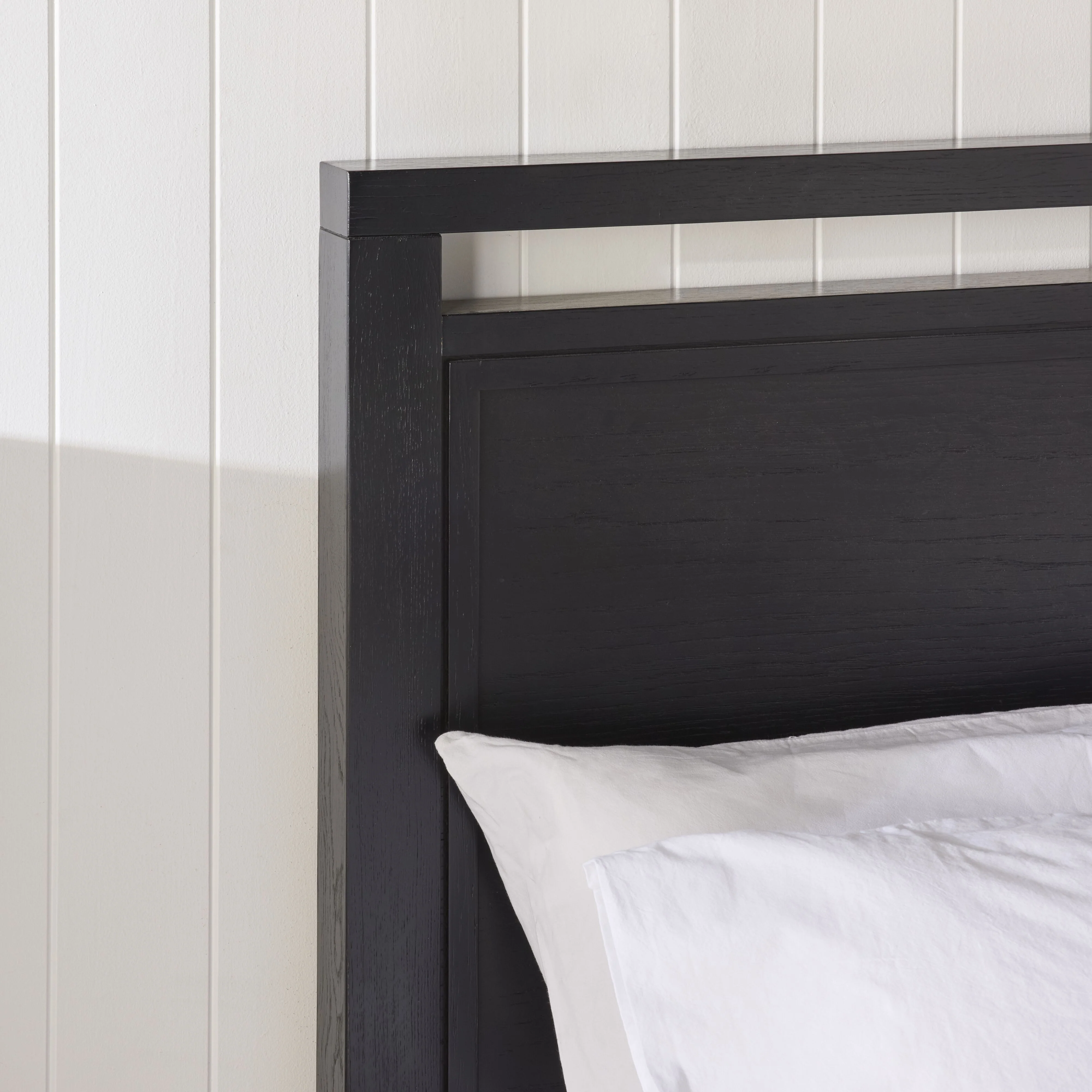 Avalon Queen Bed Black - Image 11