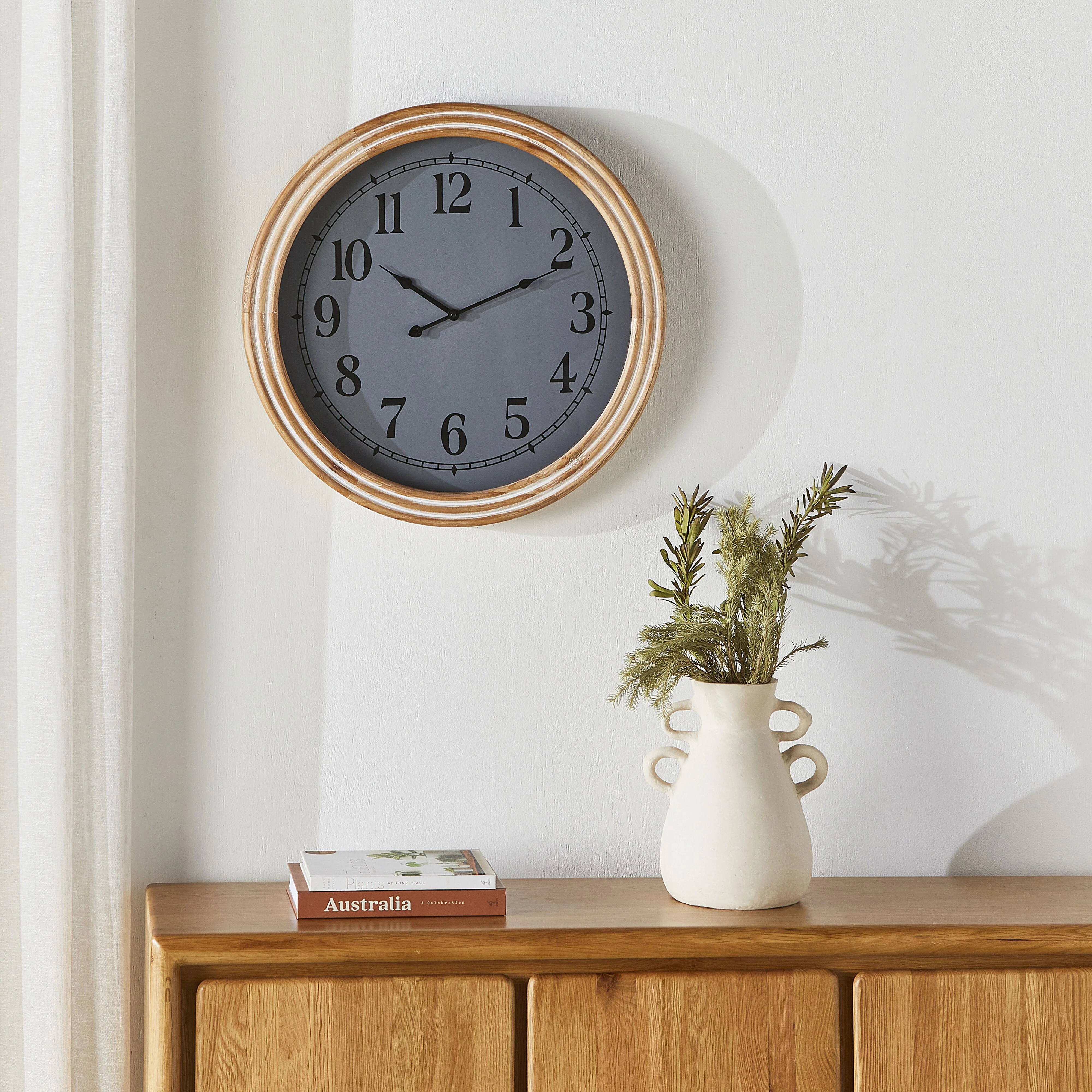 BeyondTime Oswald Clock 60cm - Image 3