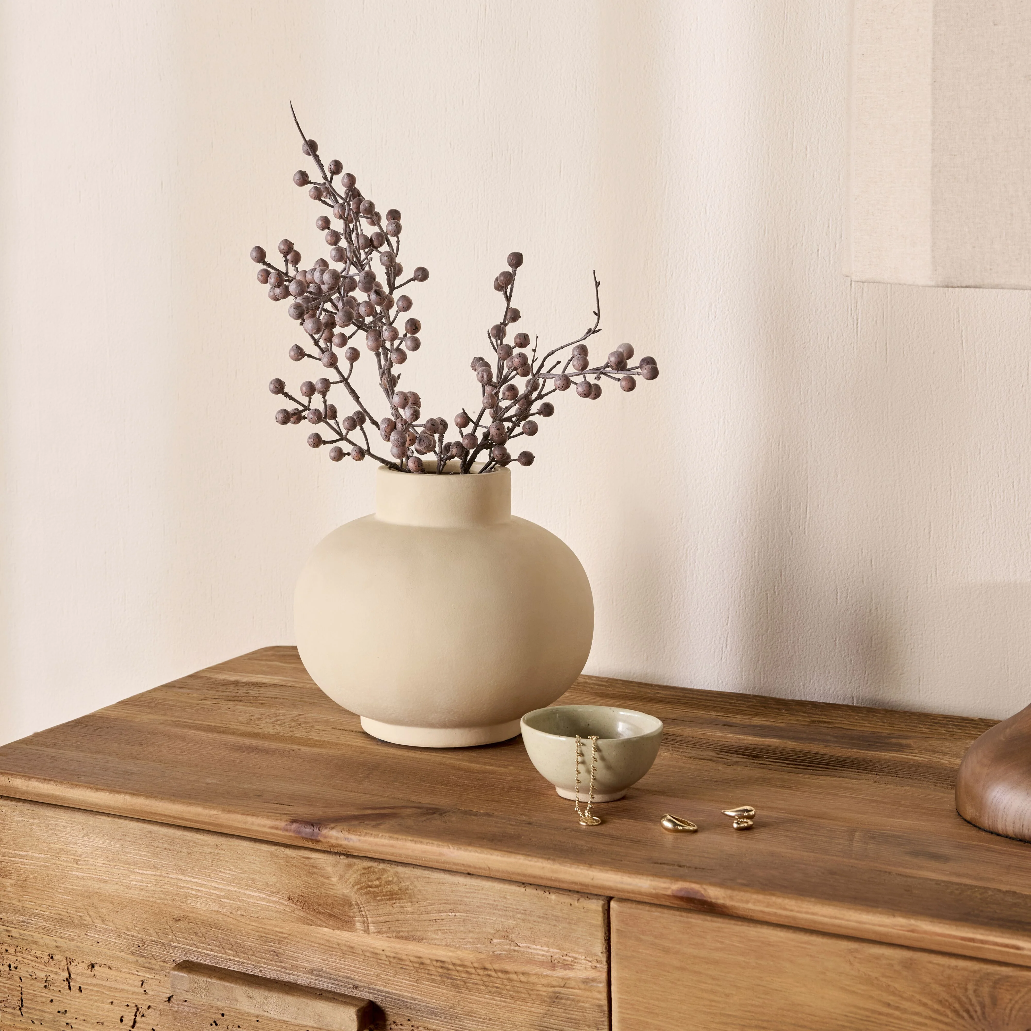 Bloomery Dried Eucalyptus Pod Stem 74cm - Image 3