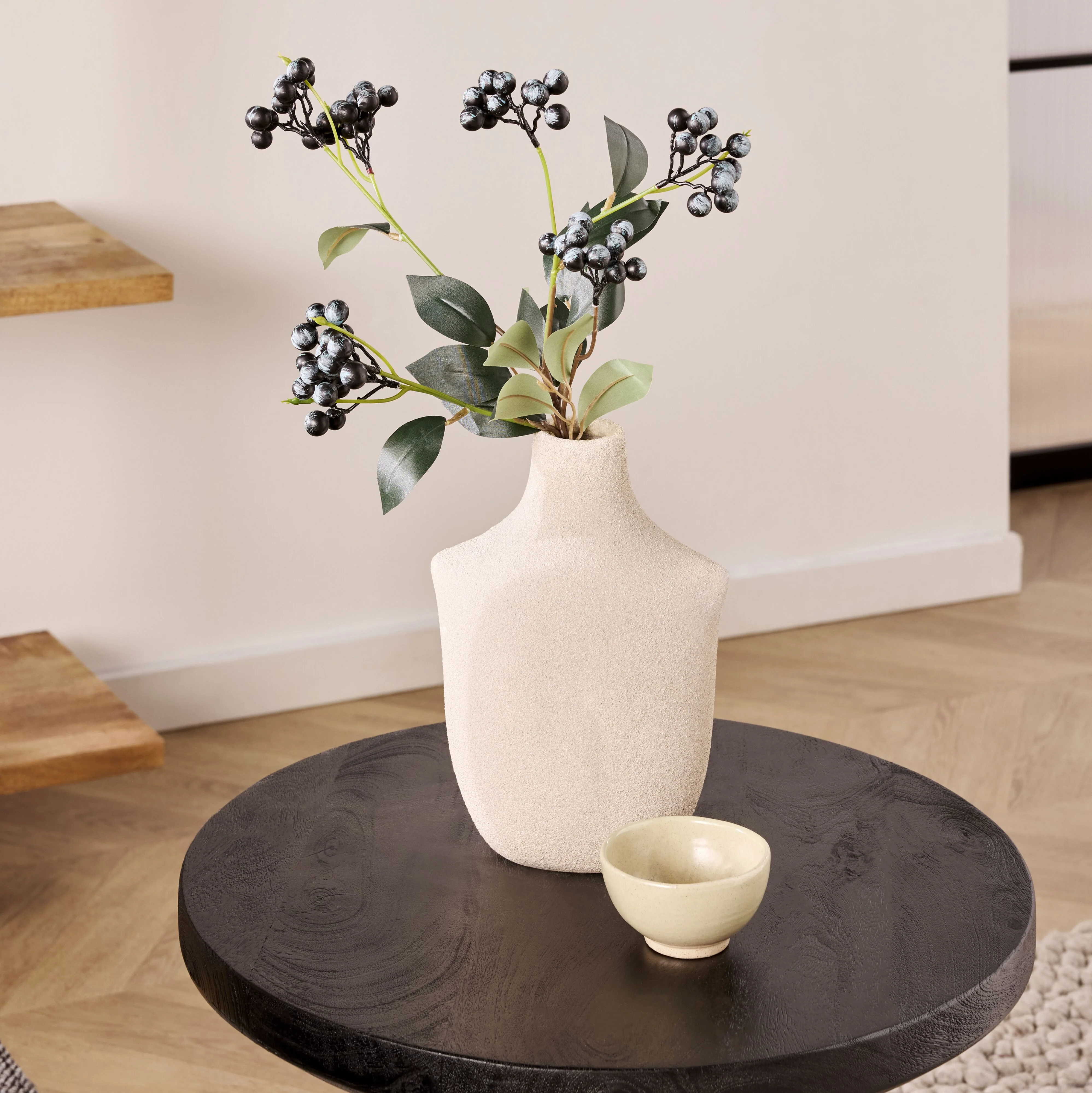 Bloomery Privet Berry Stem 69cm - Image 3