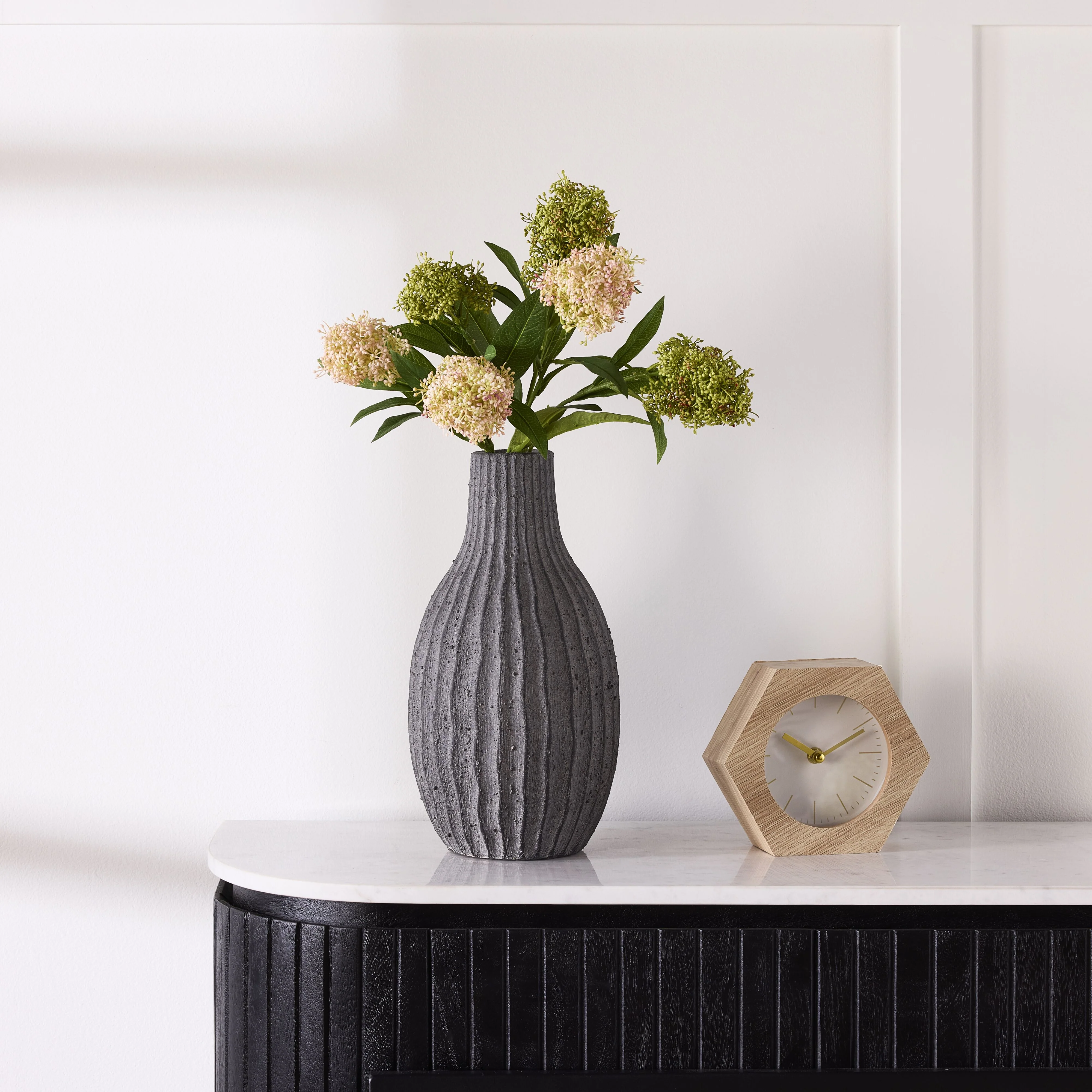 Bloomery Viburnum Stem Green 57cm - Image 4