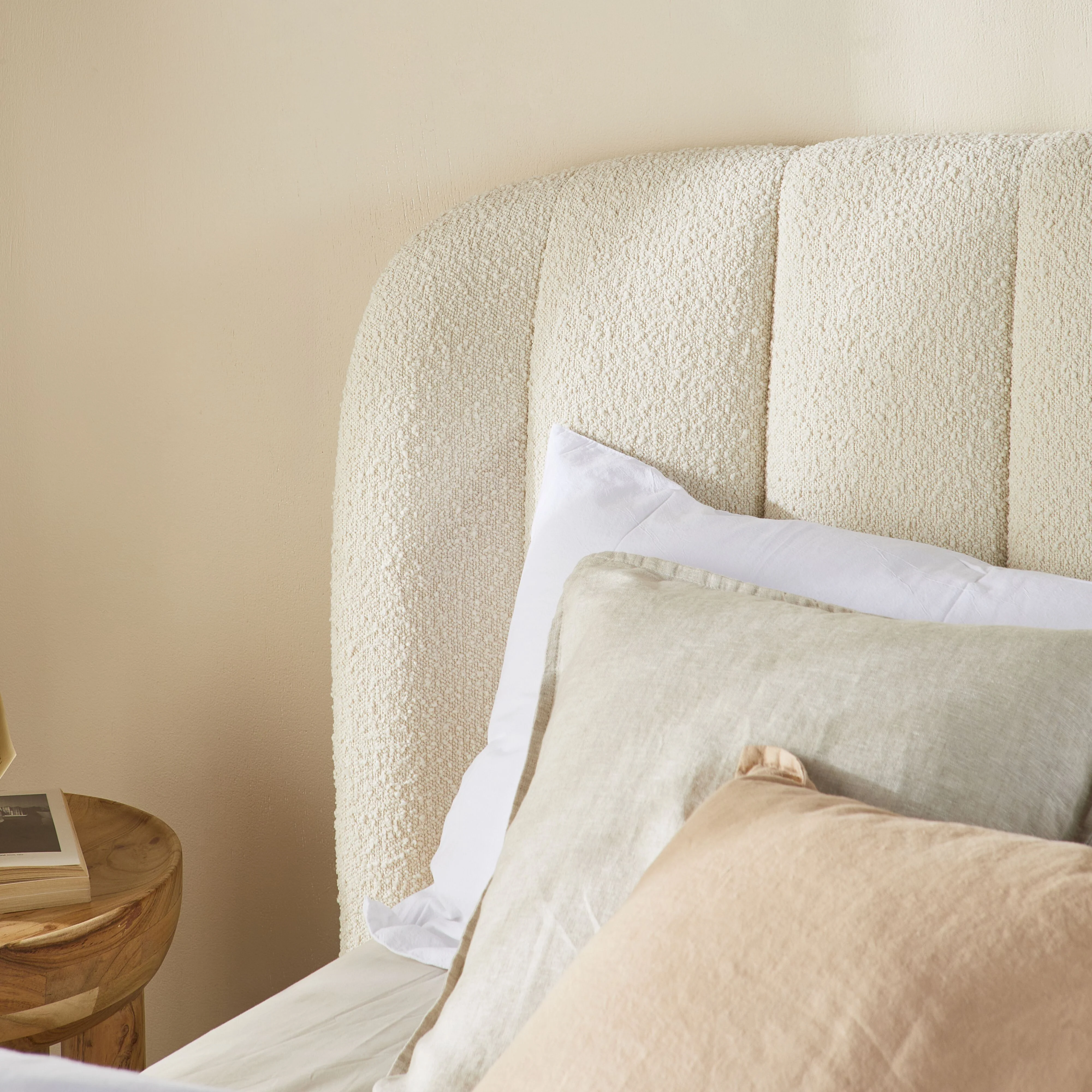 Boucle Bed King - Image 11
