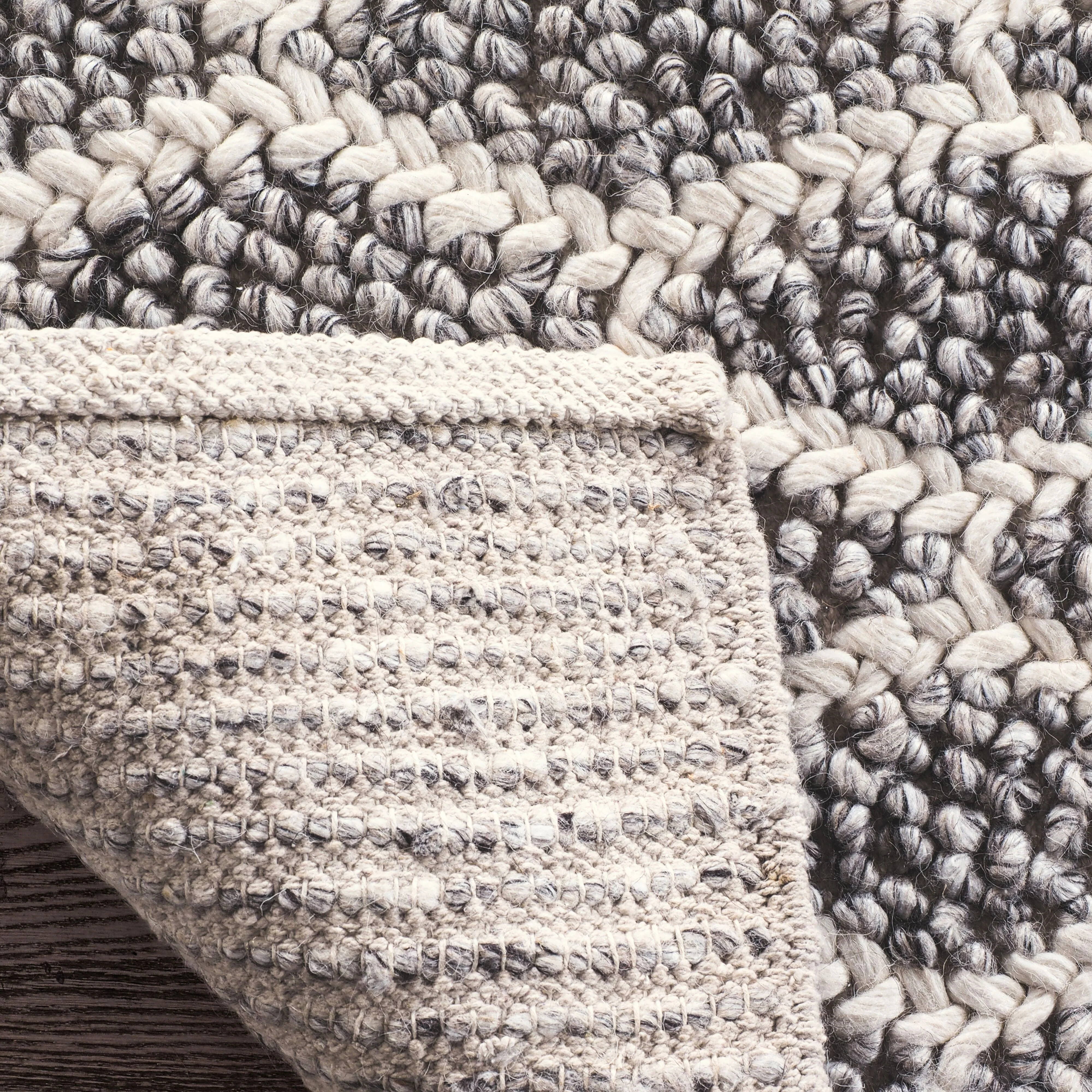 Braided Diamond Hand Woven Grey & Cream Wool Rug 240 x 300 cm - Image 10