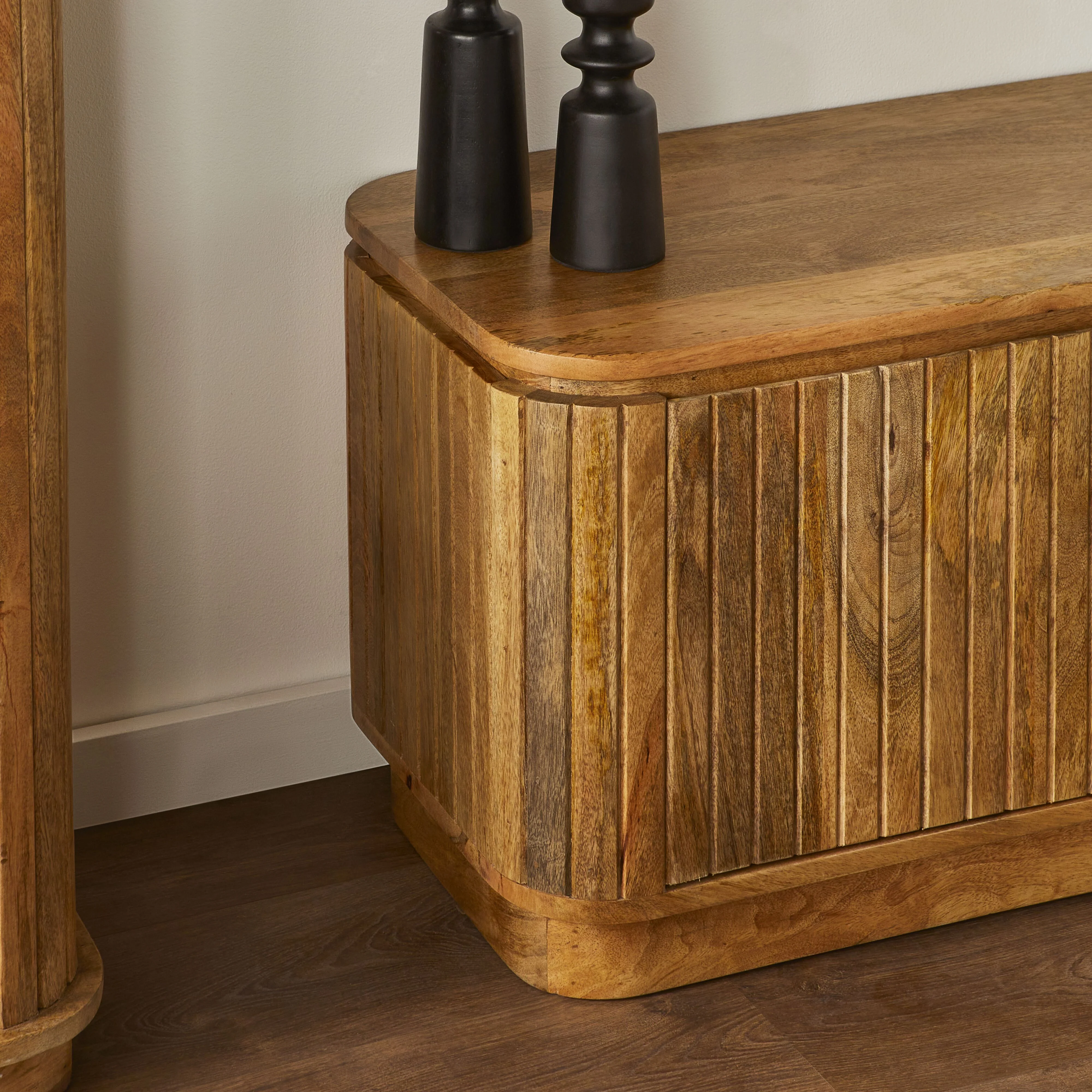 Brompton Entertainment Unit - Image 11
