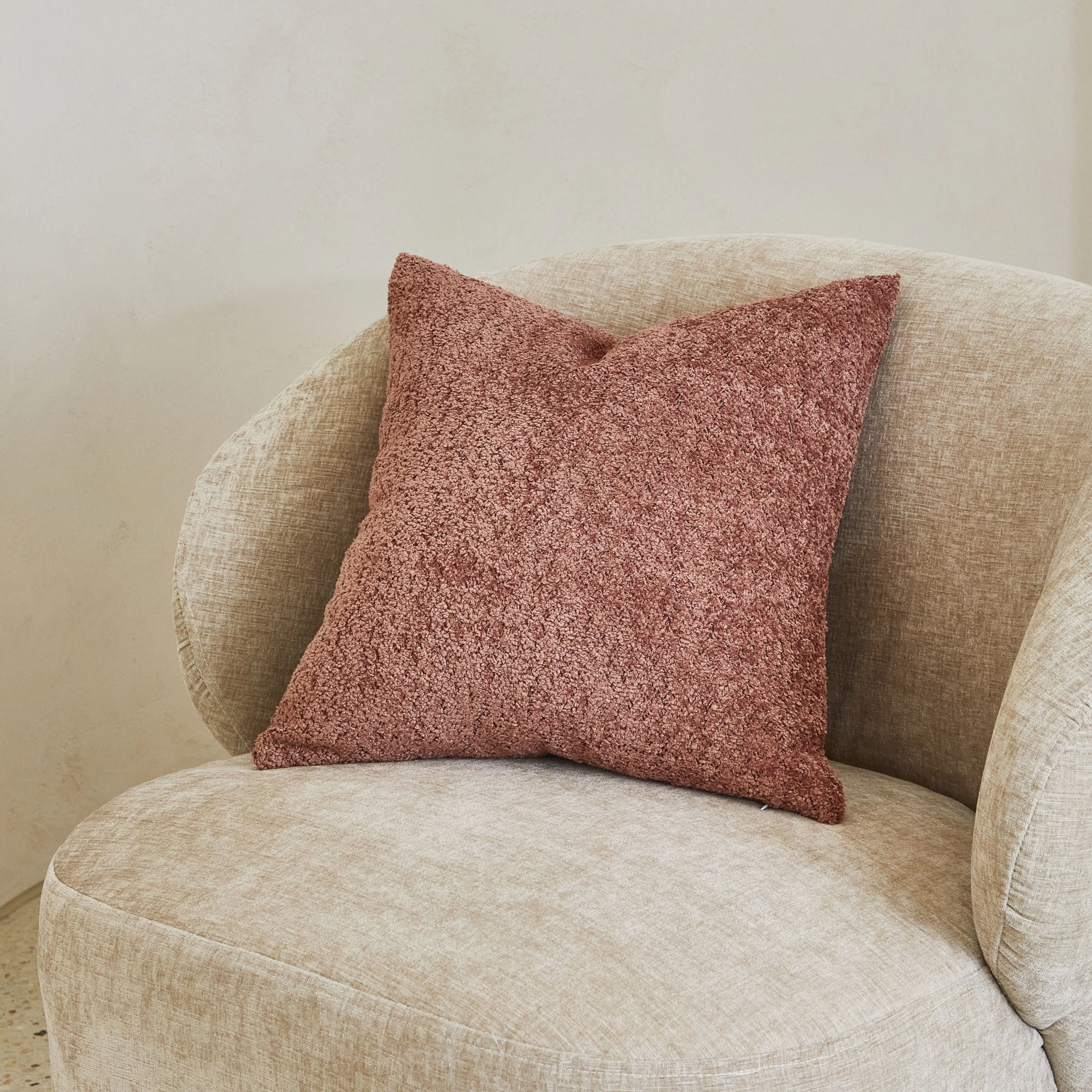 Byron Boucle Cushion Rouge 45x45cm - Image 4