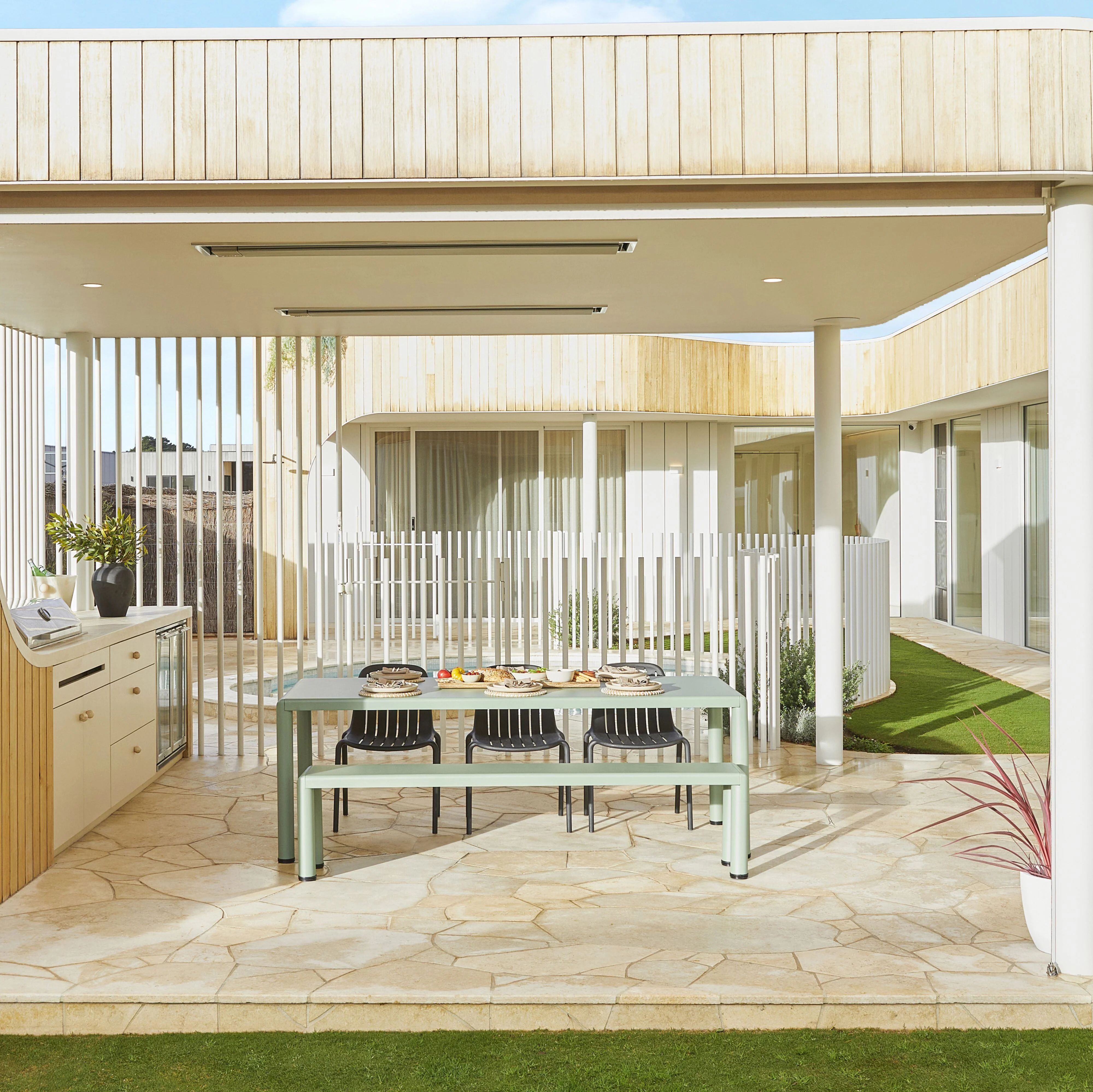 Cambell Aluminium Bench Native Green - Image 8