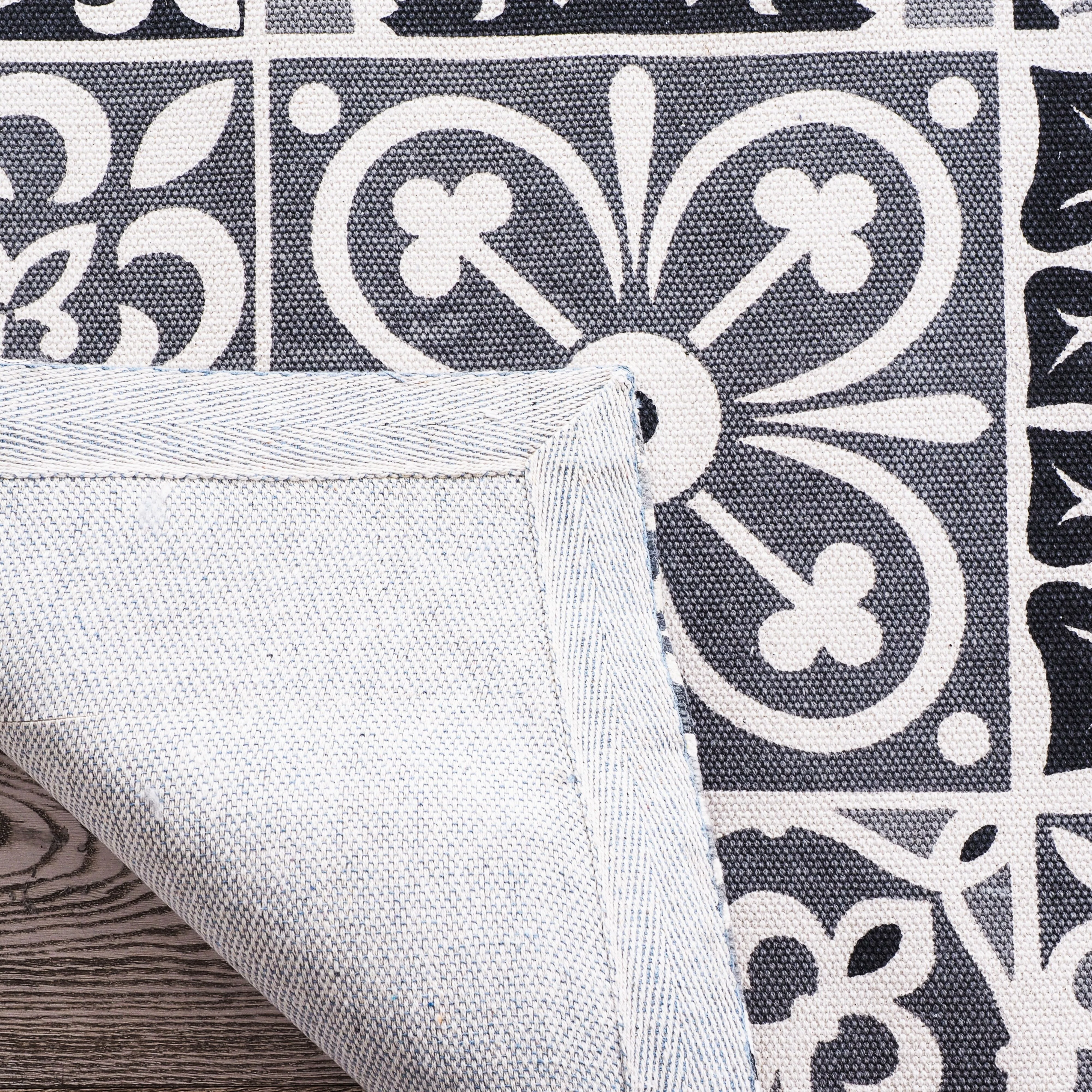 Carrelage Black Tile Hand Woven Rug 300x240cm - Image 7