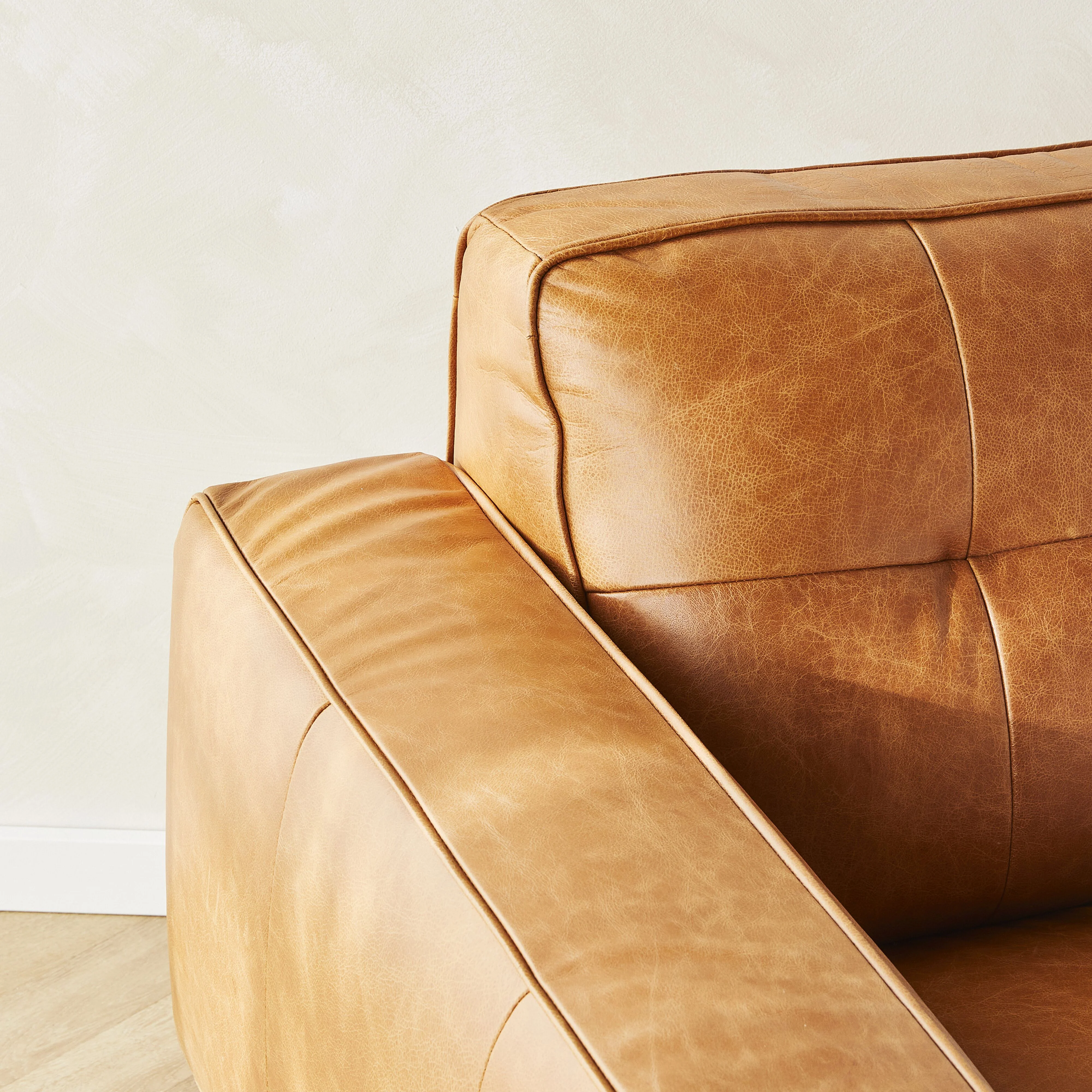 Carson Leather Armchair Dakota Vintage Brown - Image 8
