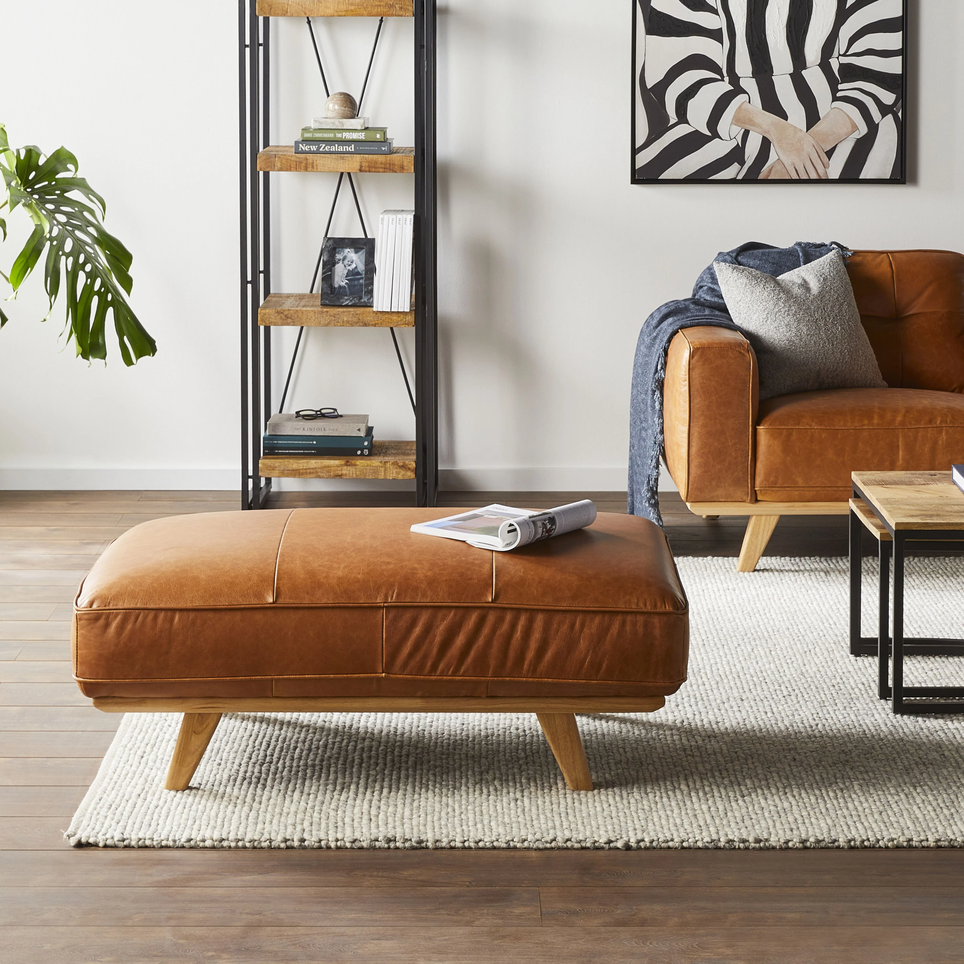 Carson Leather Ottoman Dakota Vintage Brown - Image 4