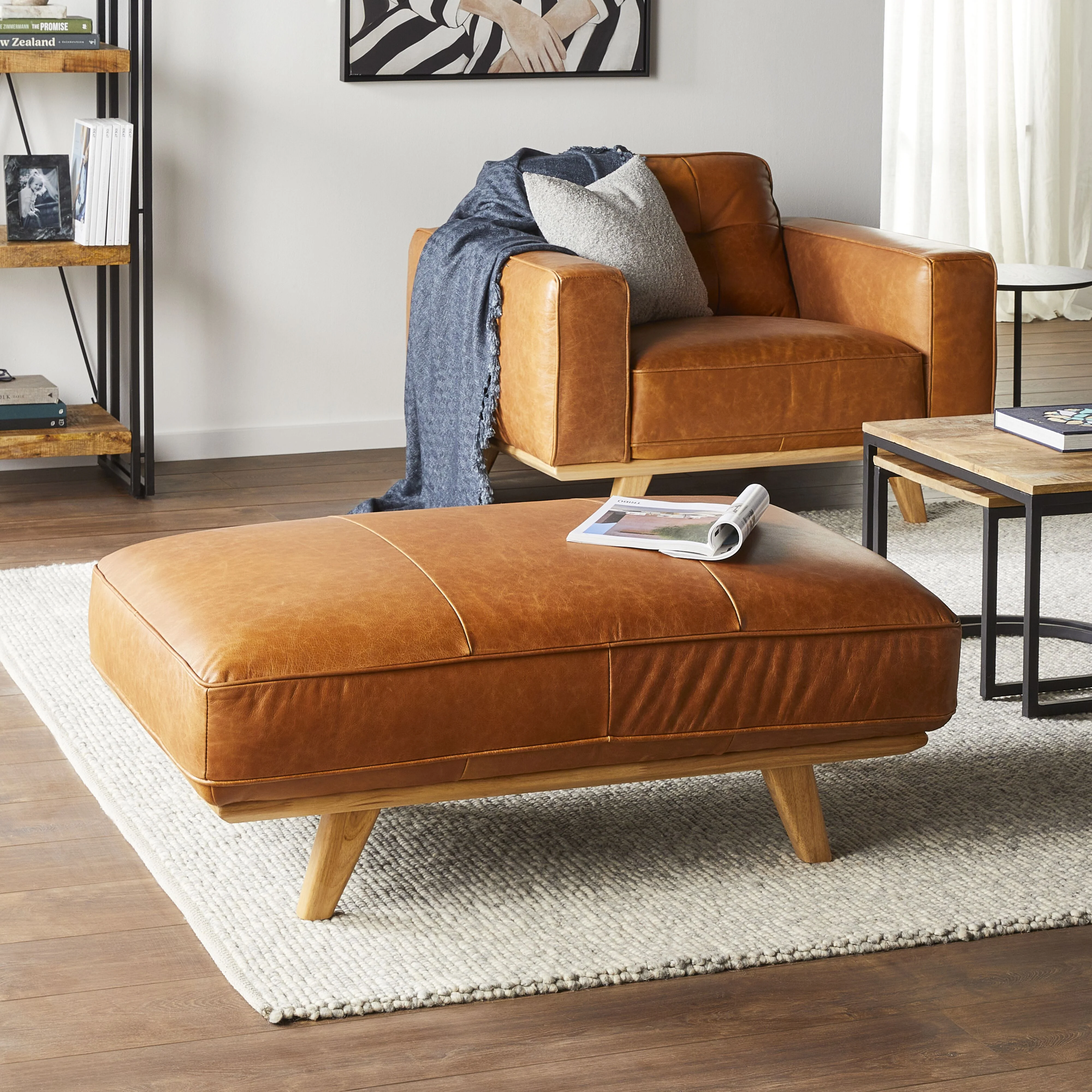Carson Leather Ottoman Dakota Vintage Brown - Image 5