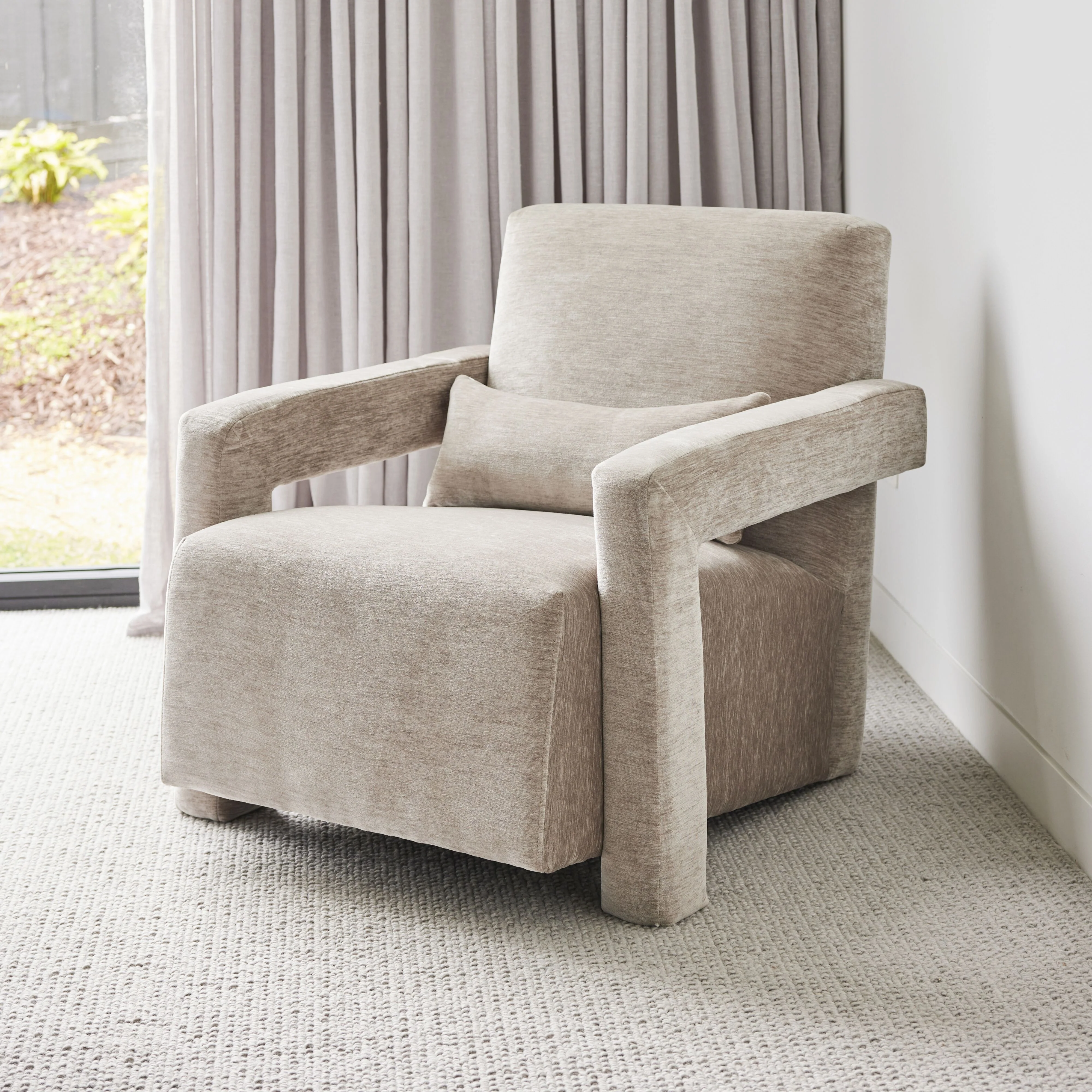 Casori Occasional Chair Cascade Glacier - Image 7