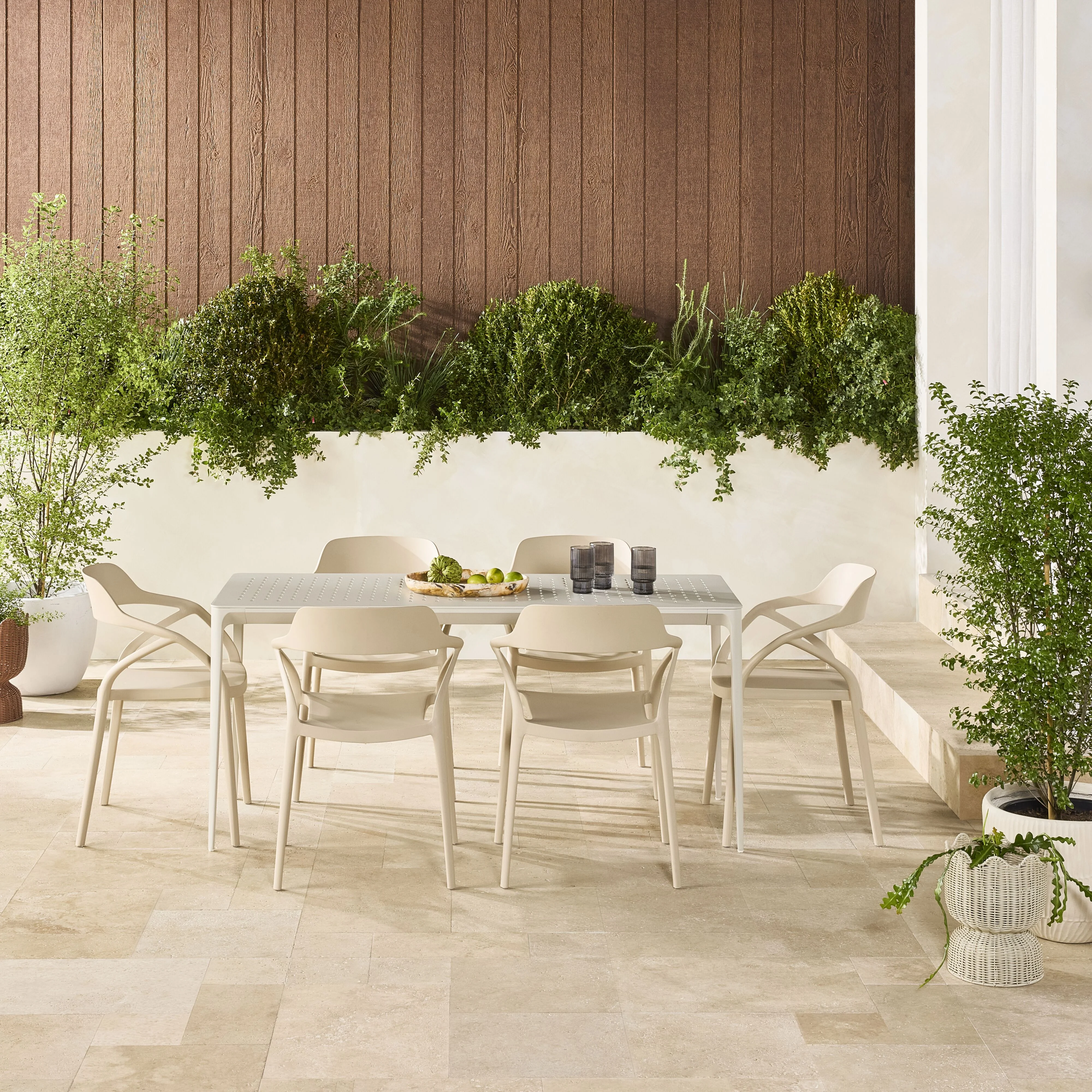 Casper Aluminium Outdoor Dining Table 162cm - Image 6