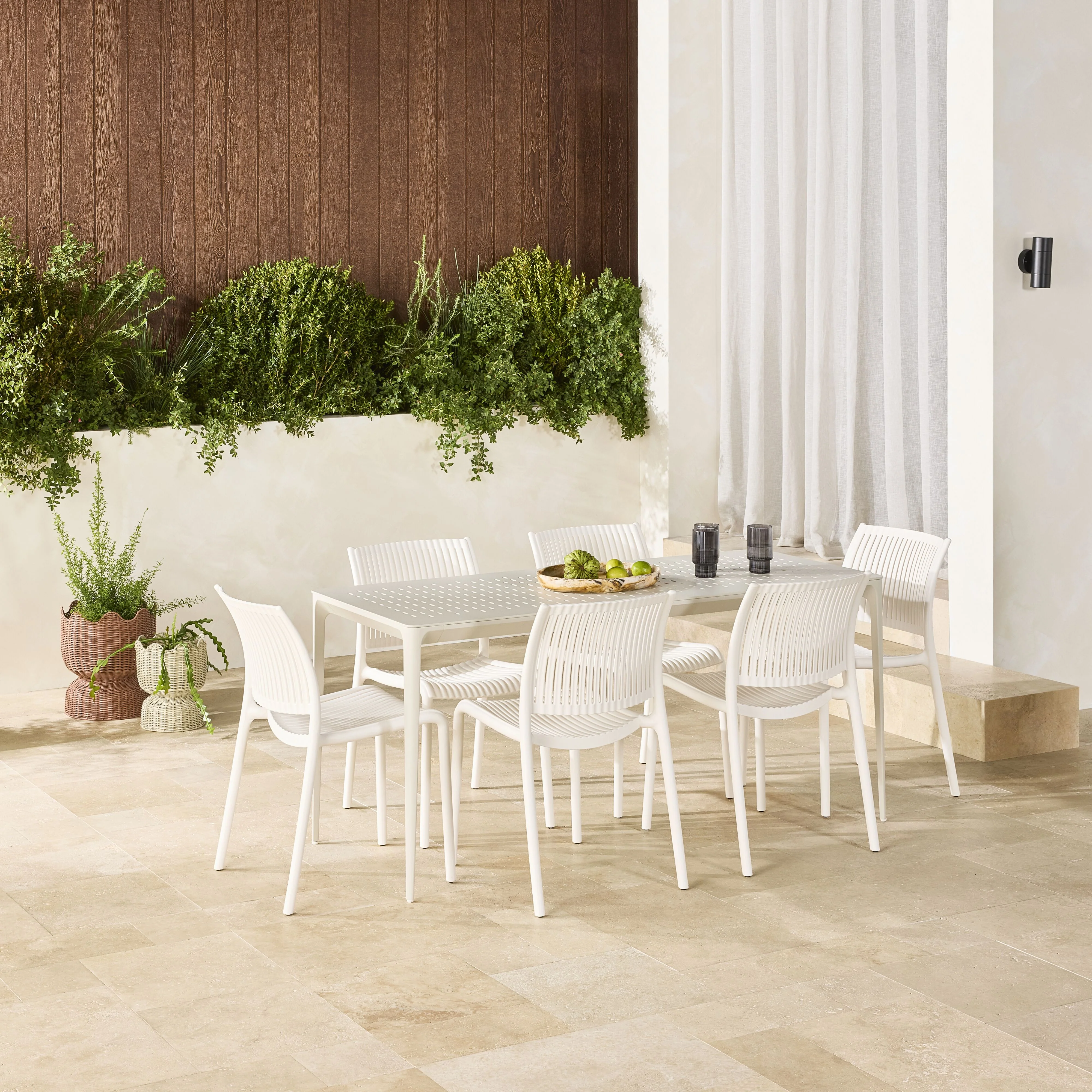 Casper Aluminium Outdoor Dining Table 162cm - Image 7