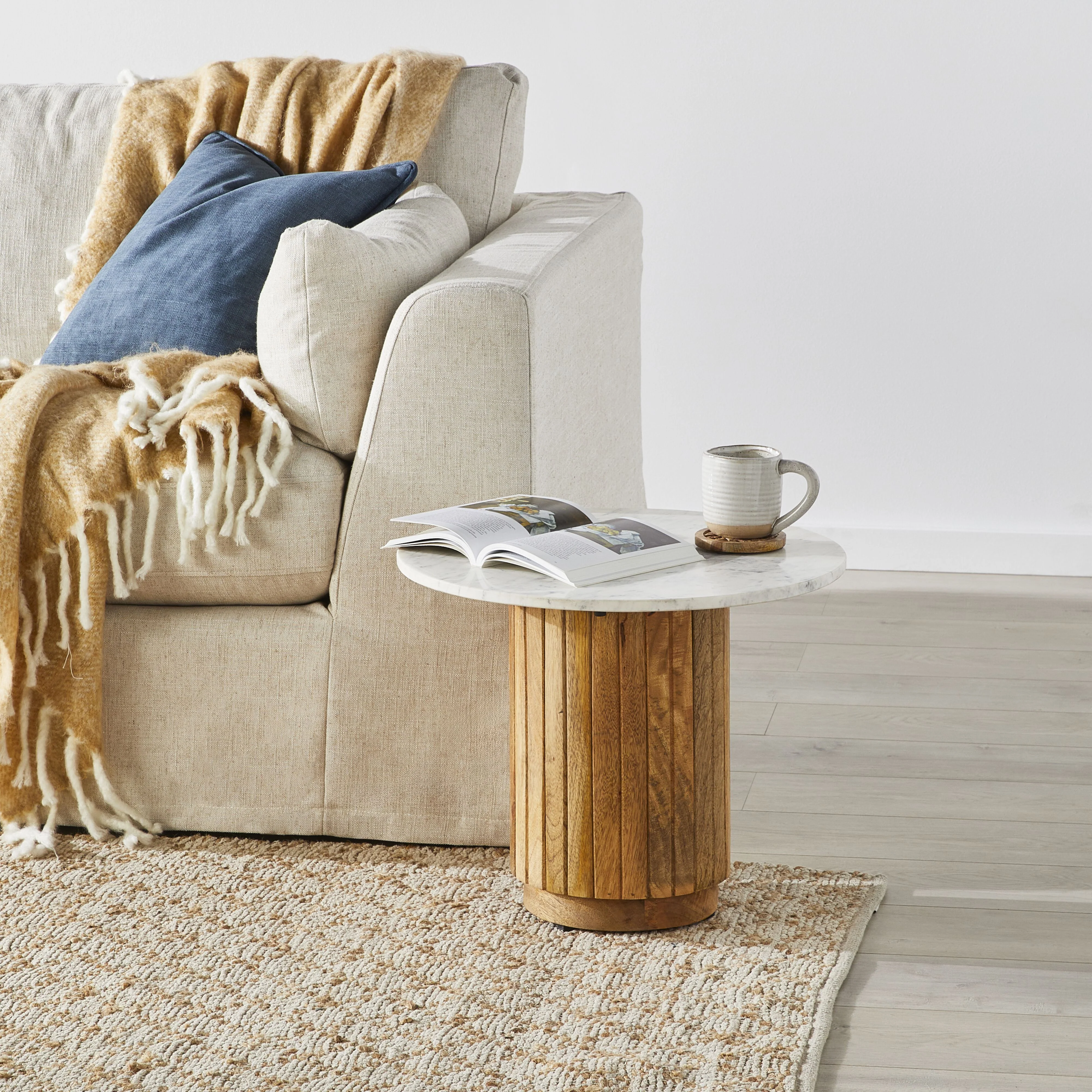 Cassius Side Table Round Marble Top White - Image 4