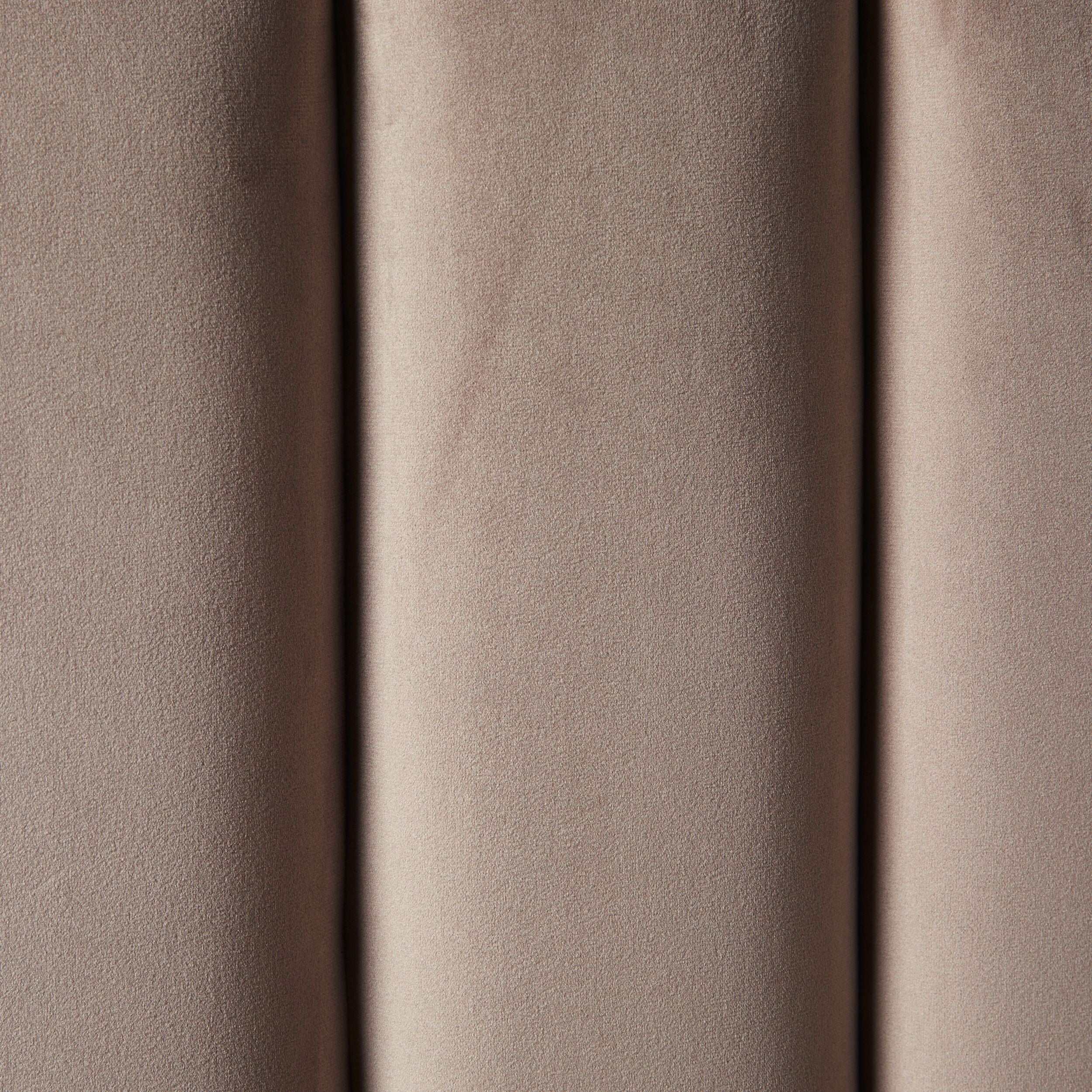 Channel Queen Bedhead Grey Velvet - Image 3