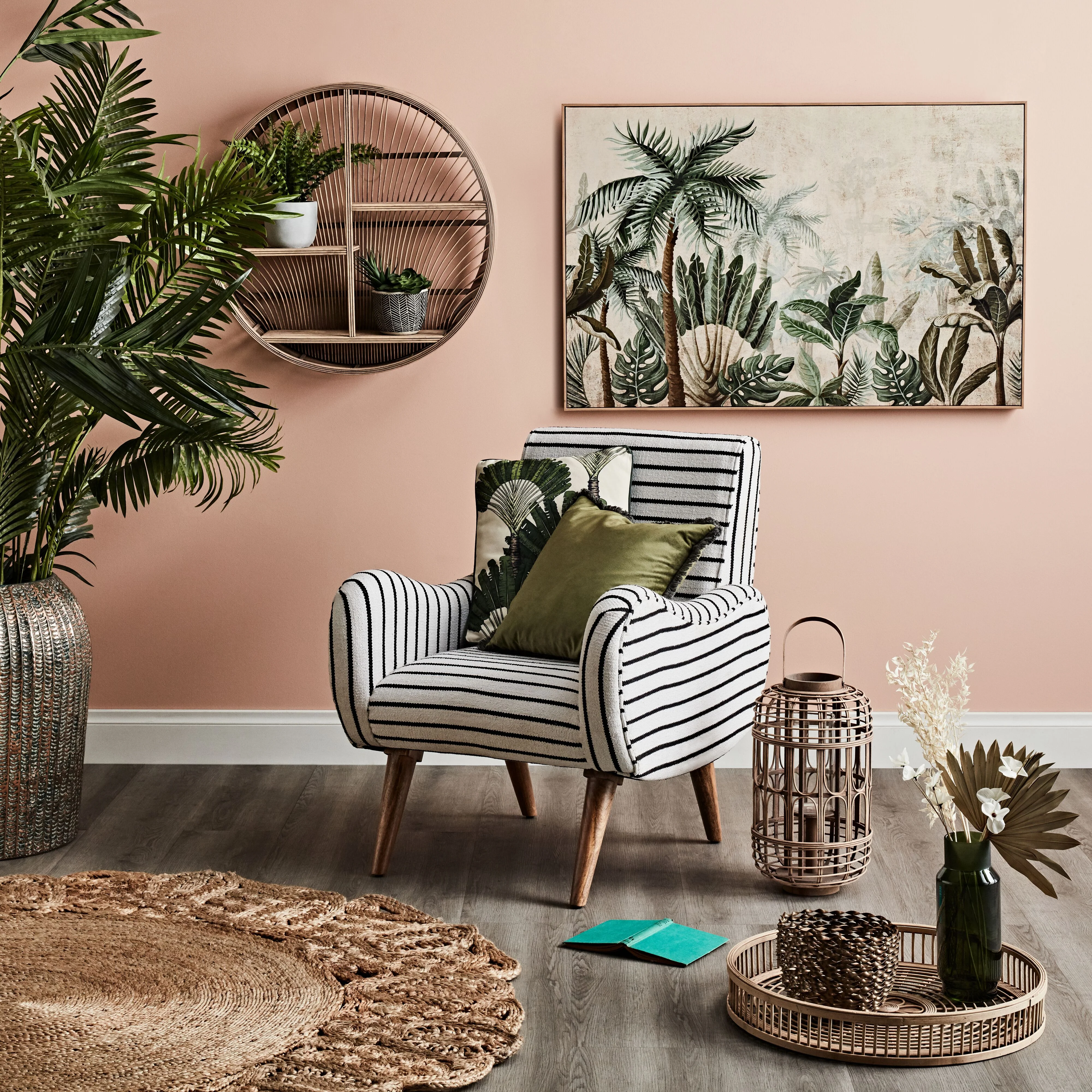 Circular Shelved Natural Wall Hanging 76x76x16cm - Image 4