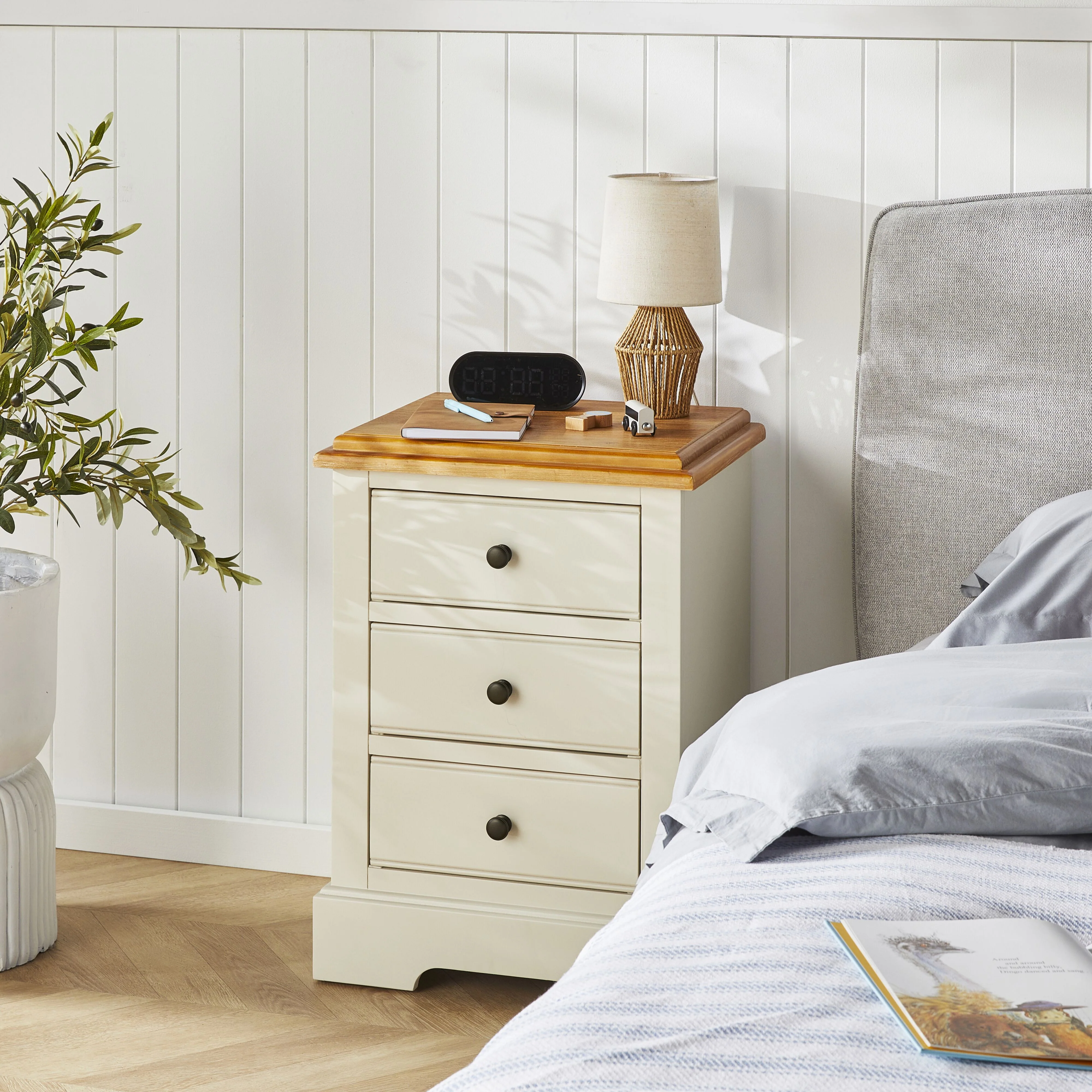 Clover 3 Drawer Bedside Table - Image 9