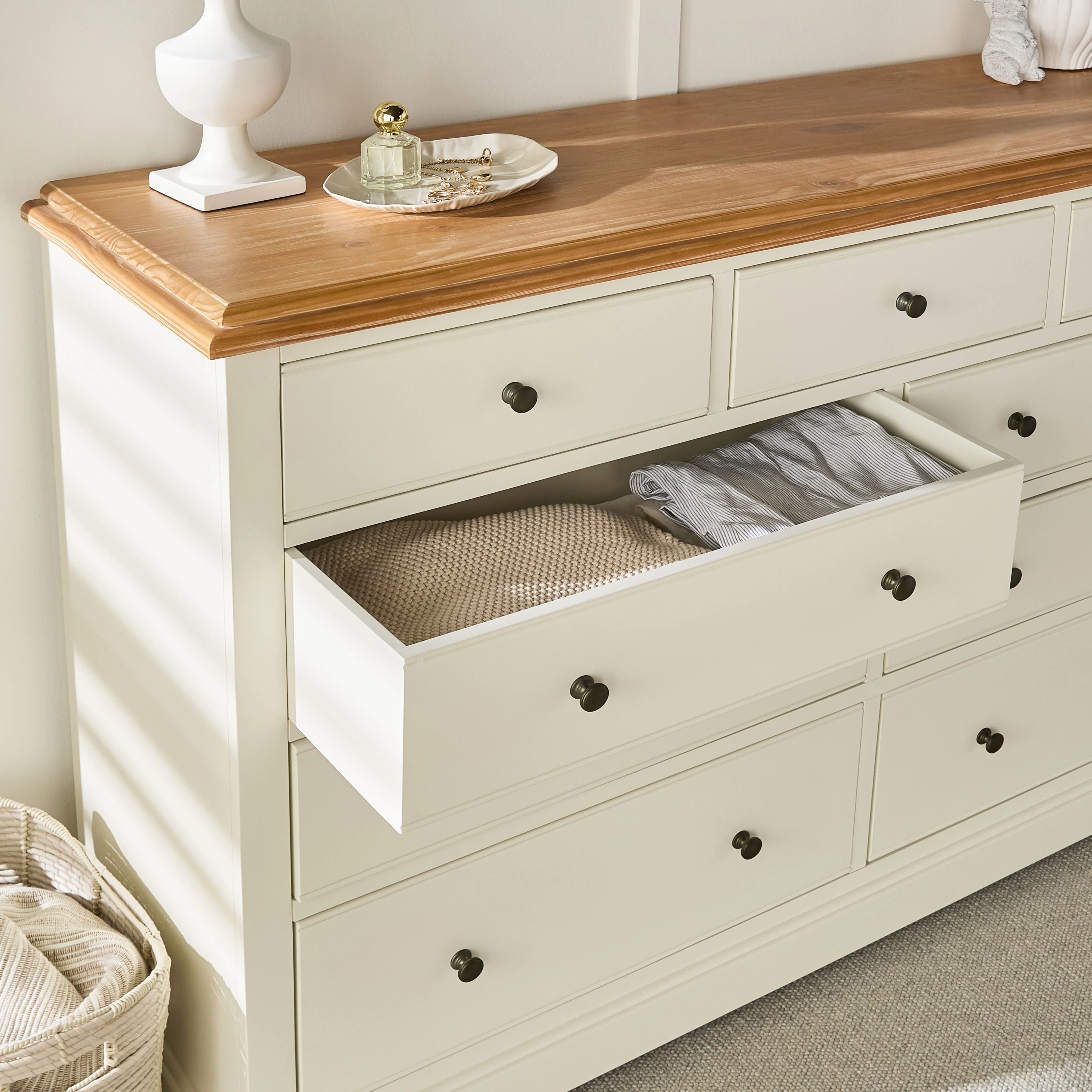 Clover 9 Drawer Chest - Image 10