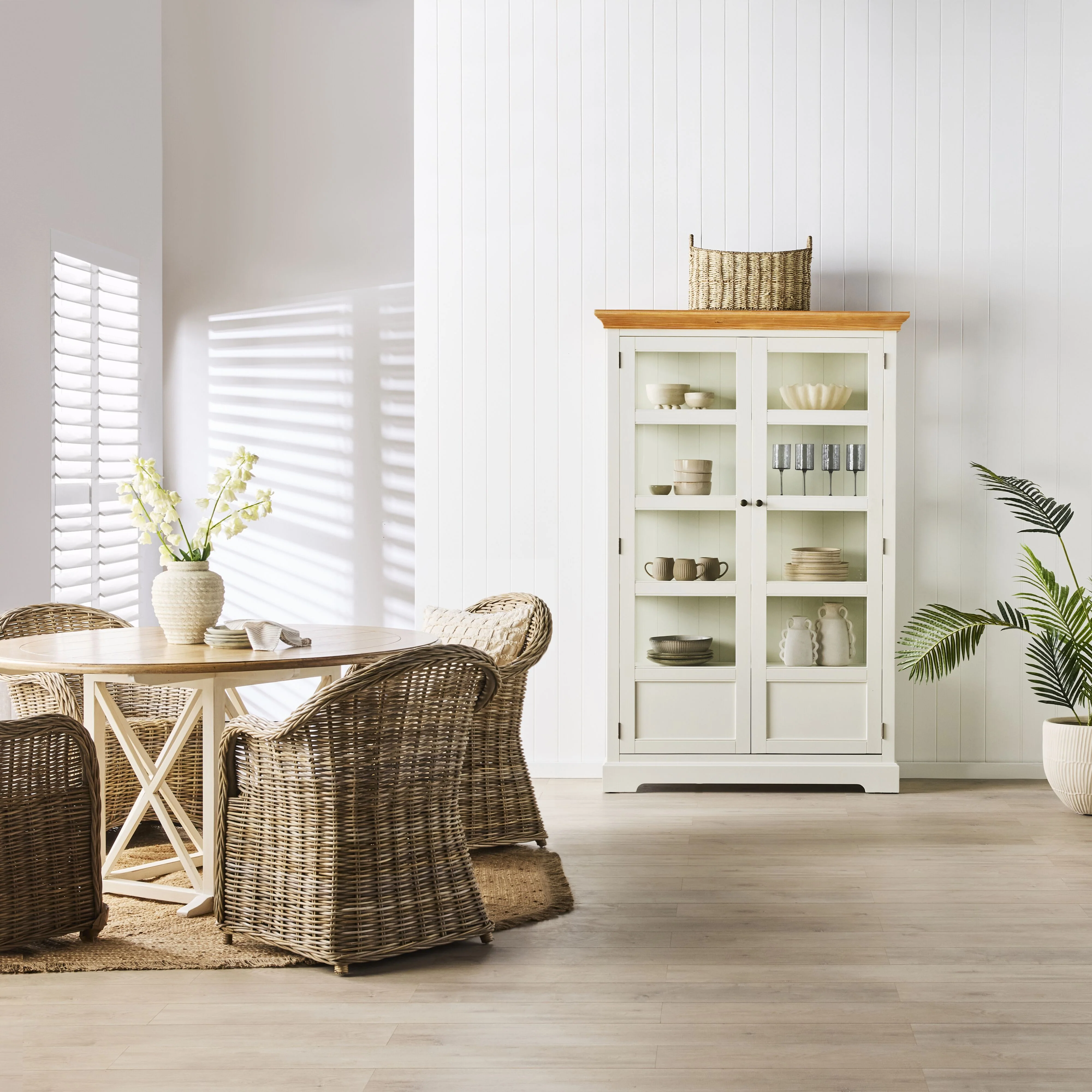 Clover Large 2 Door Display Cabinet 193 x 128 - Image 8