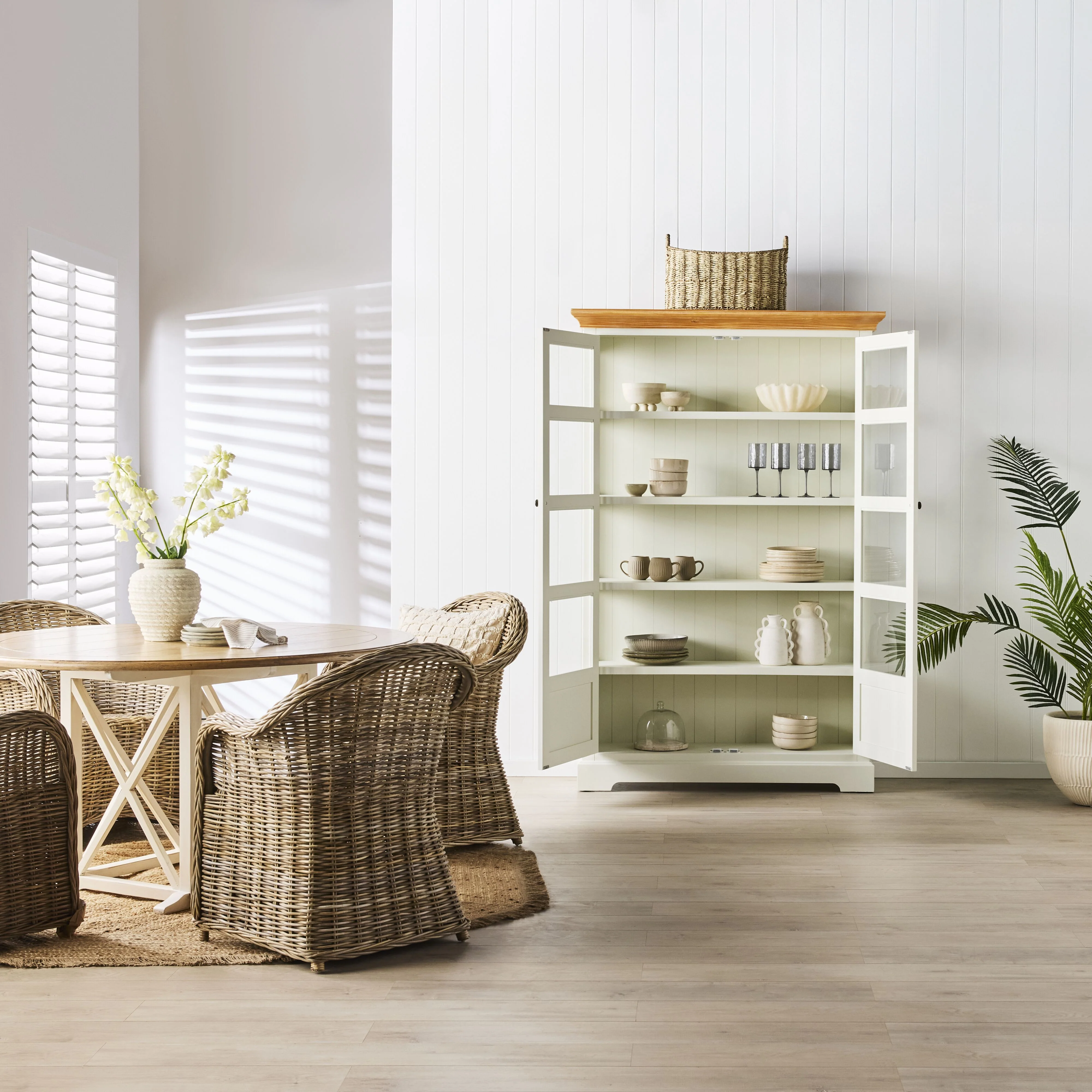 Clover Large 2 Door Display Cabinet 193 x 128 - Image 9