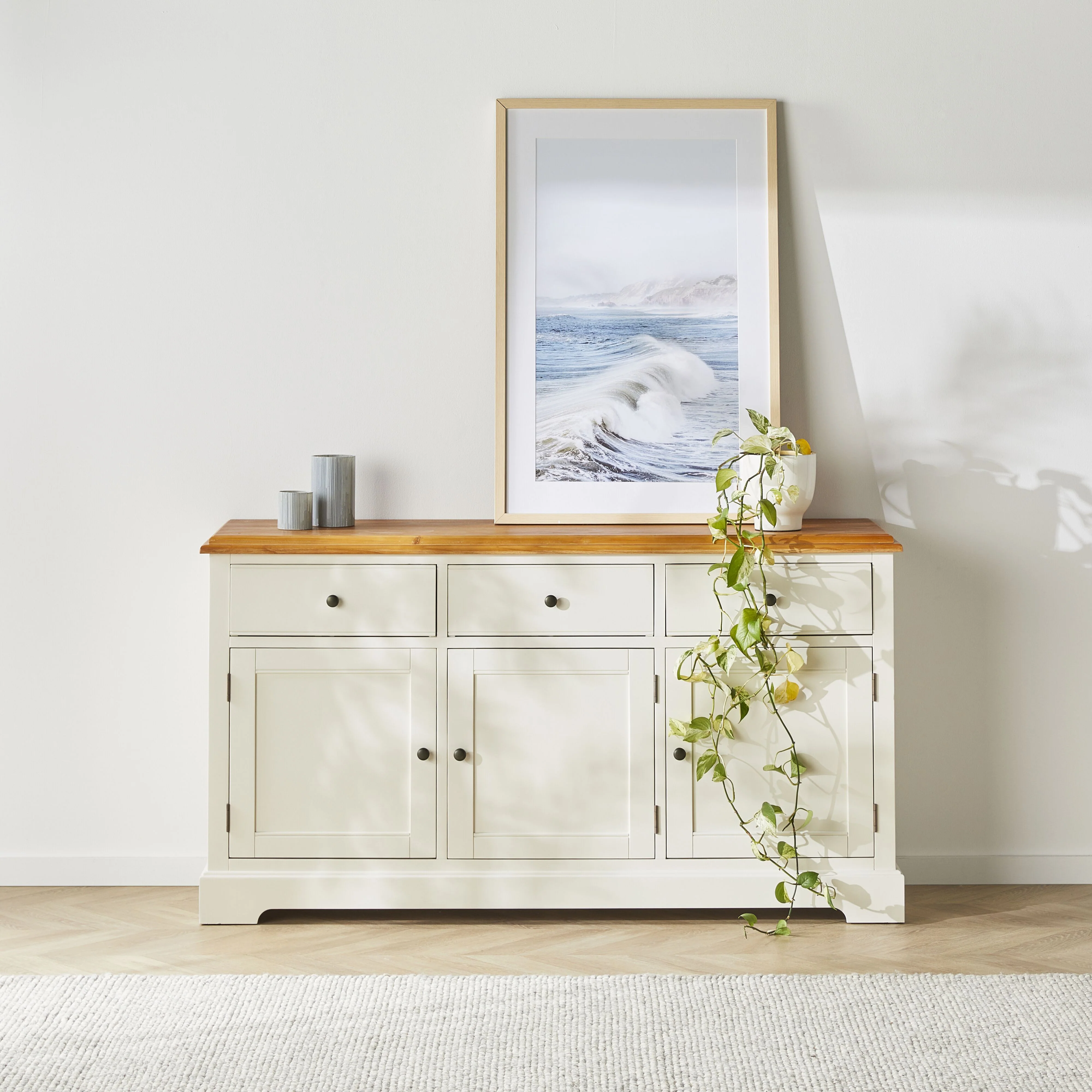Clover Medium Sideboard - Image 4