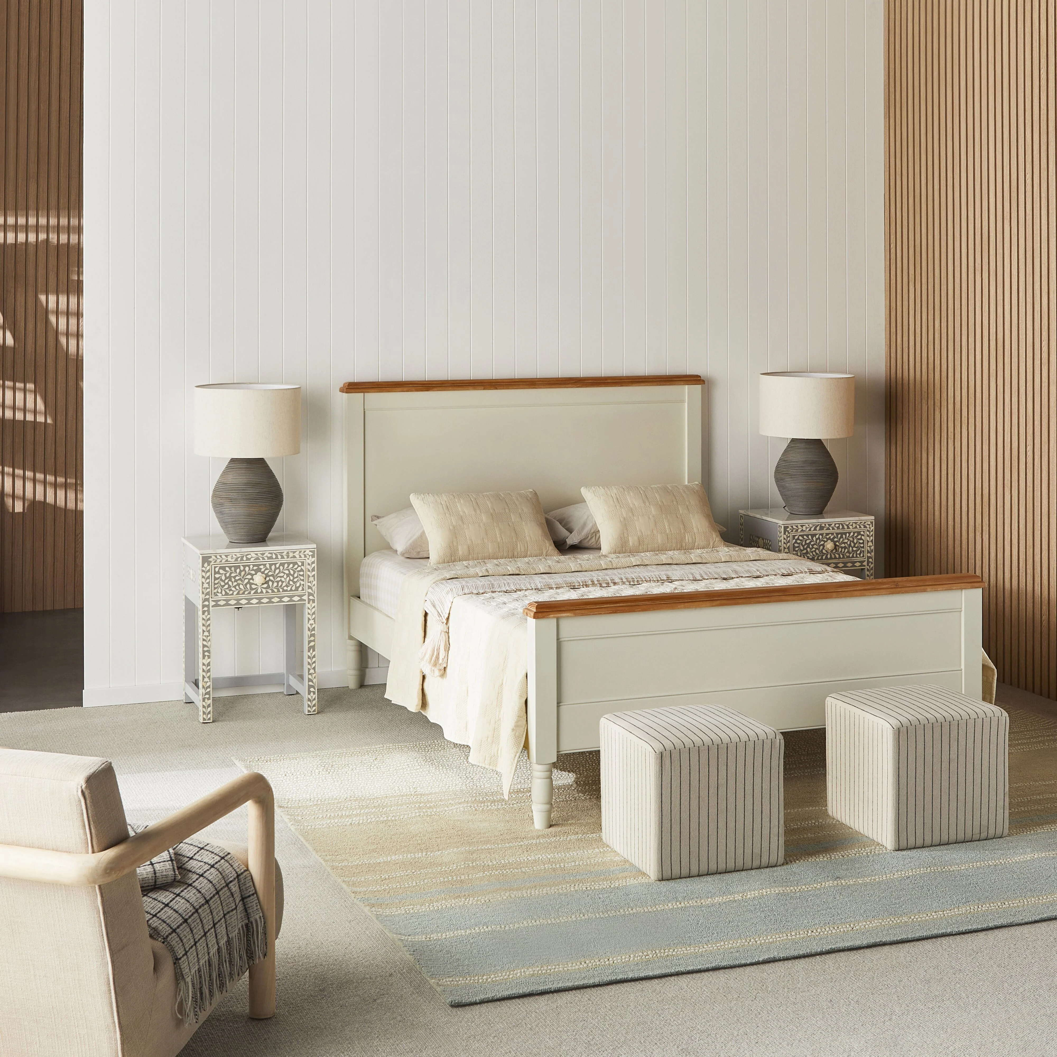 Clover Queen Bed - Image 7