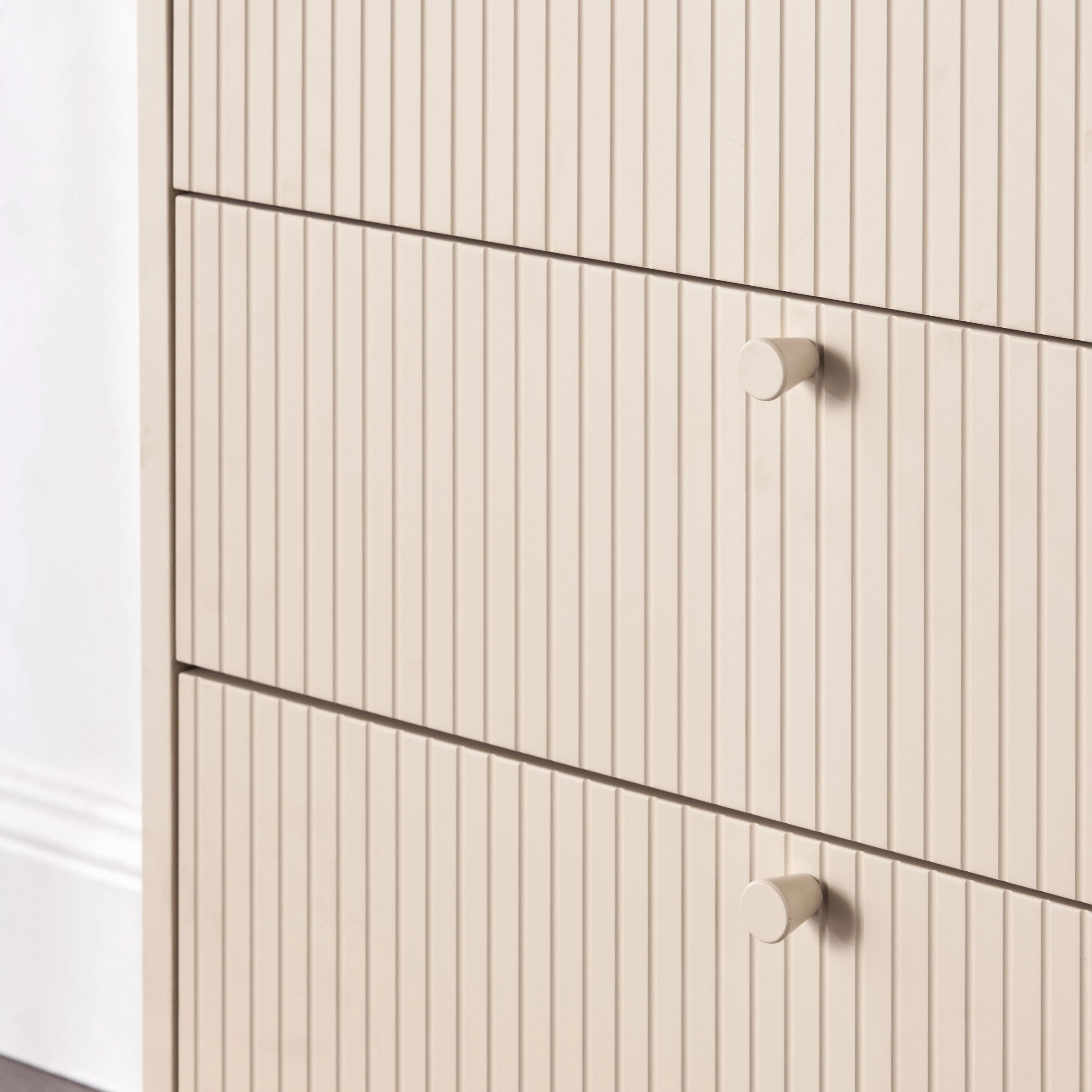 Colby 6 Drawer Chest - Image 13