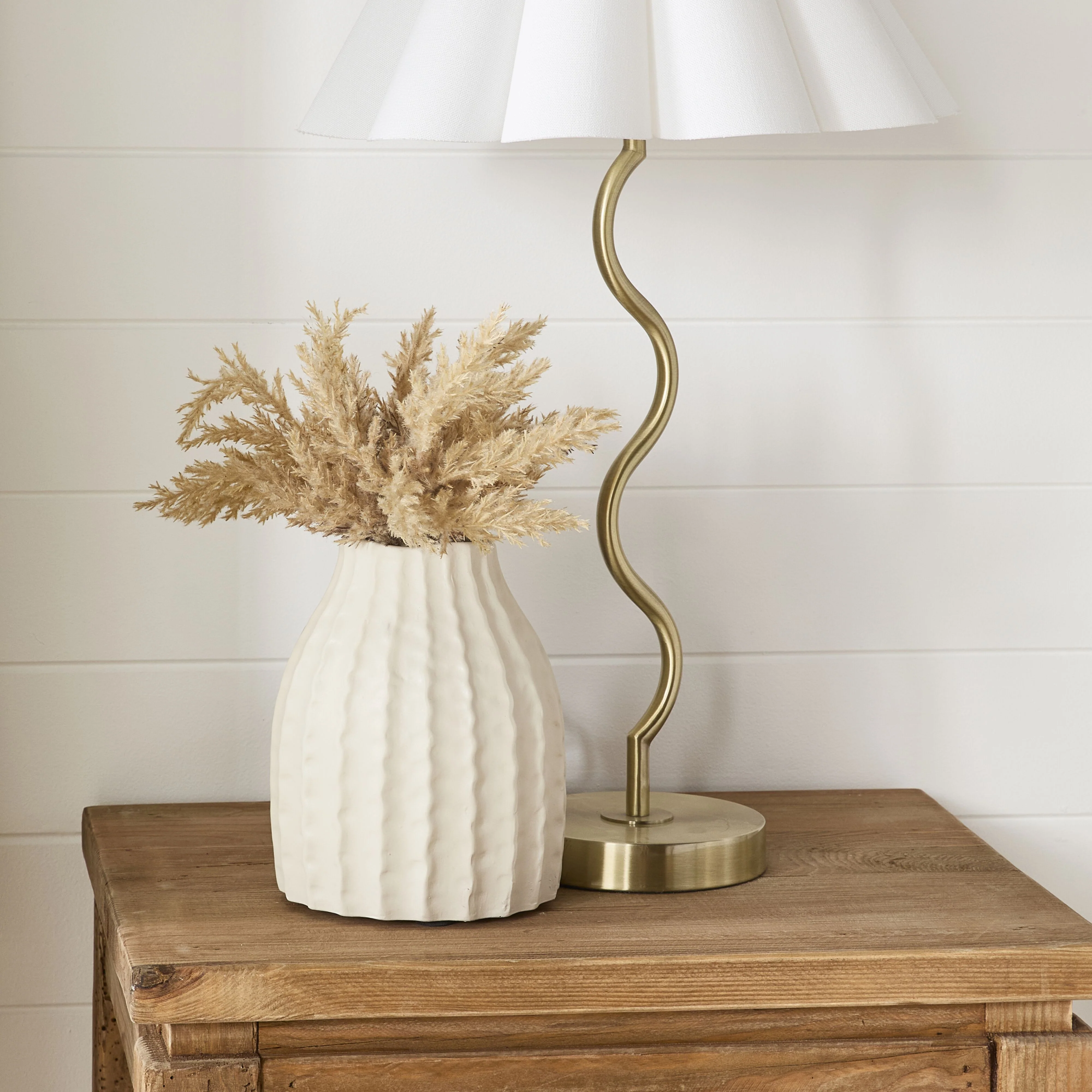 Coral Ripple Vase - Image 5
