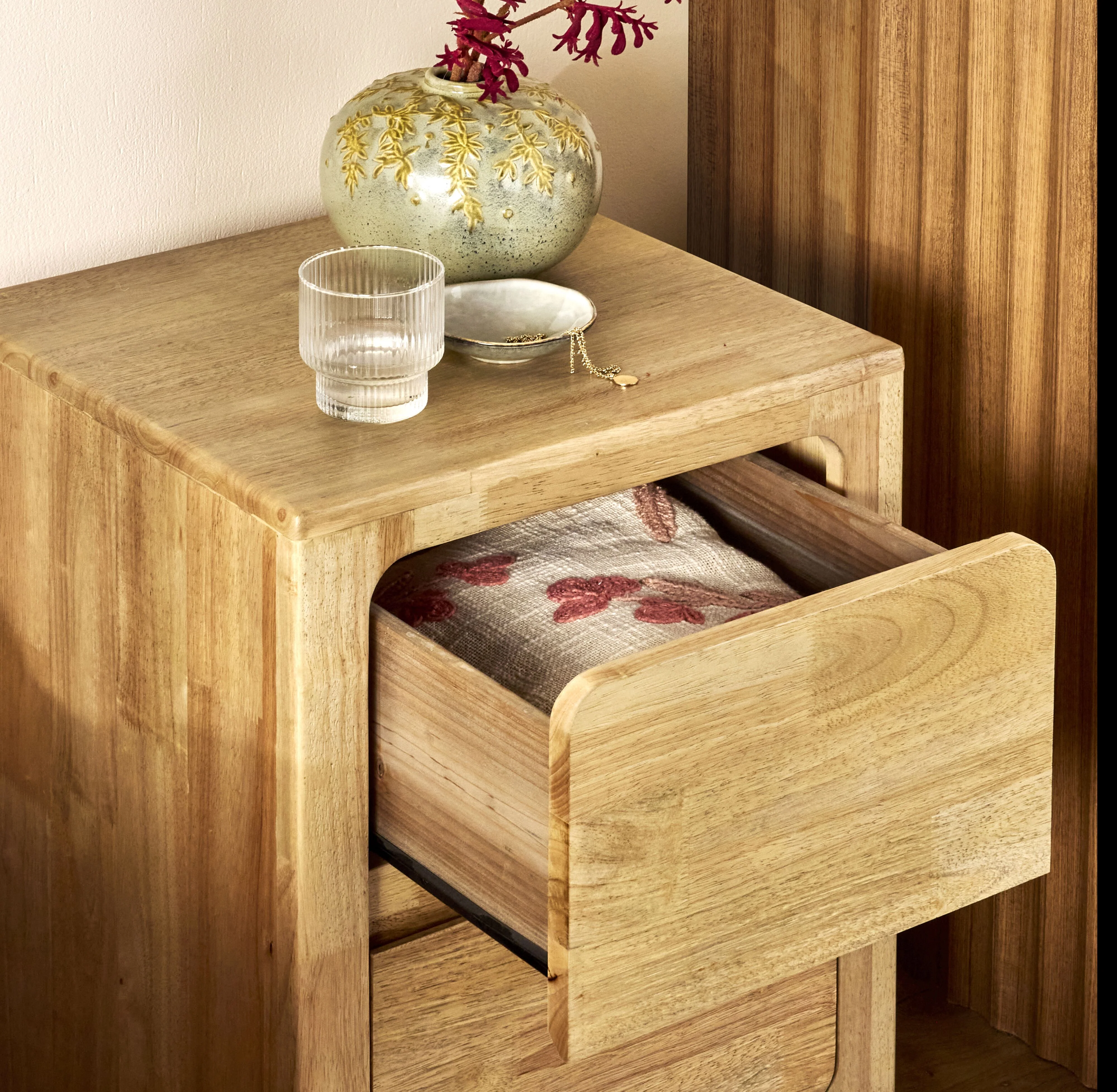 Curve 2 Drawer Bedside - Image 12