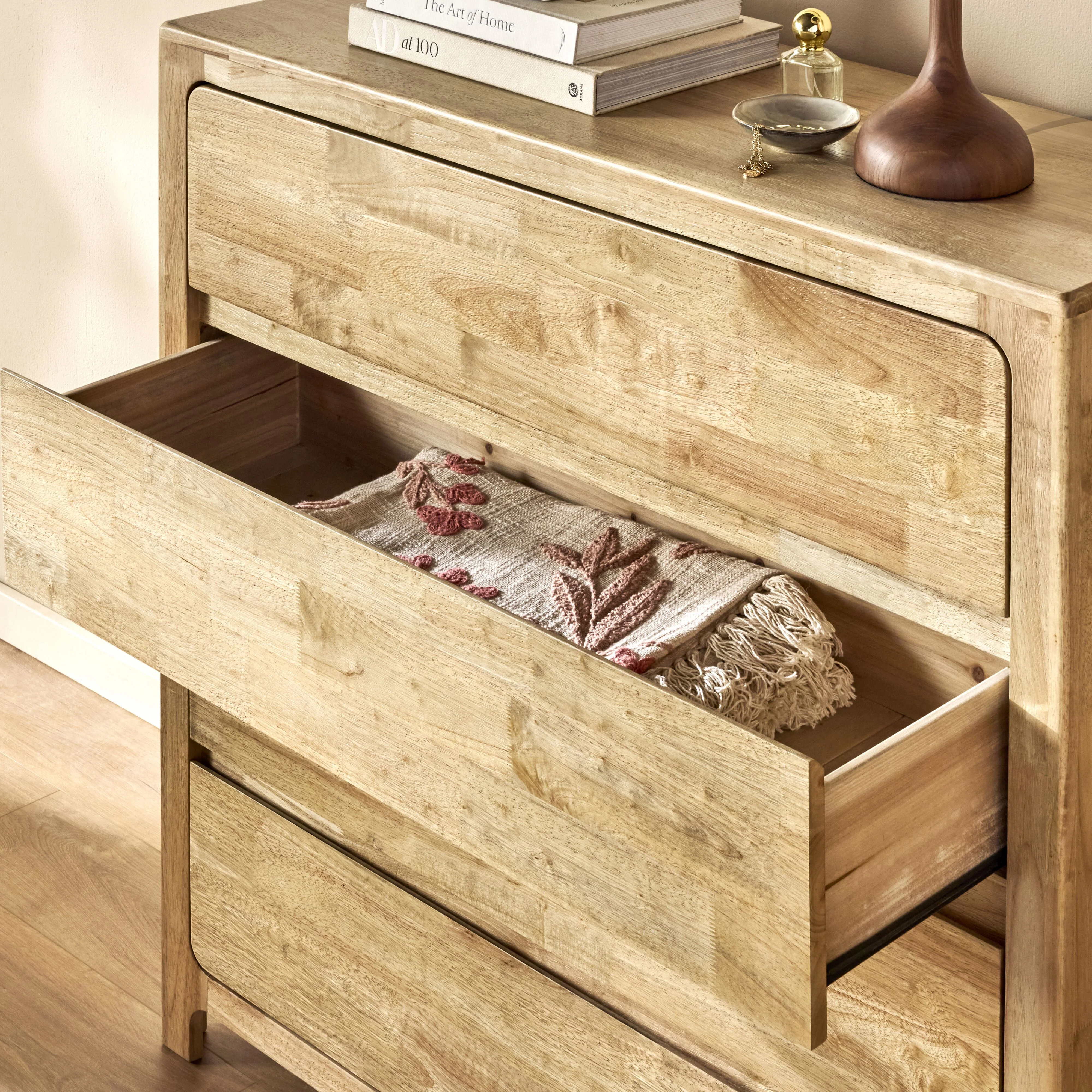 Curve 4 Drawer Tall Boy - Image 12