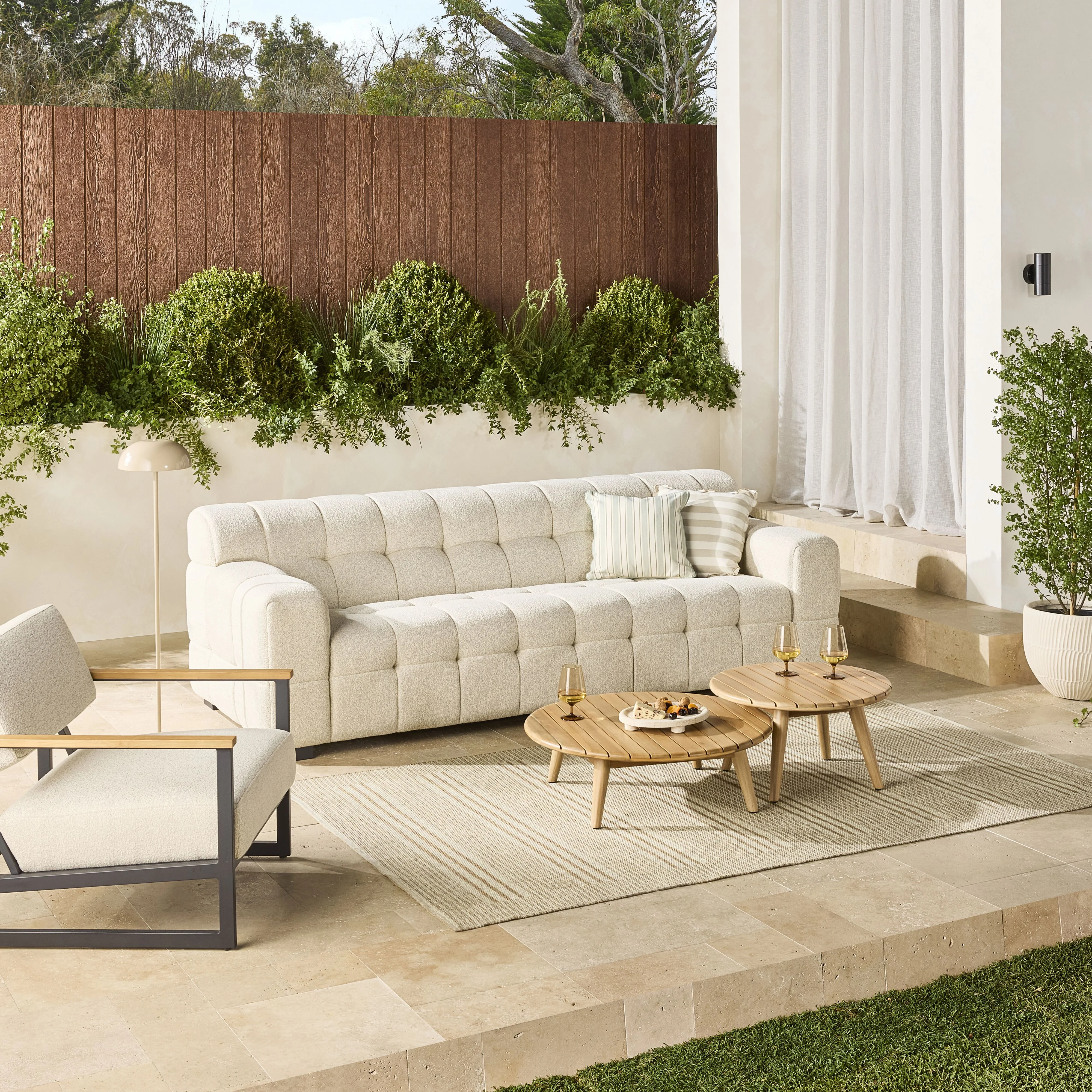 Dali 3 Seater Sofa - Image 9