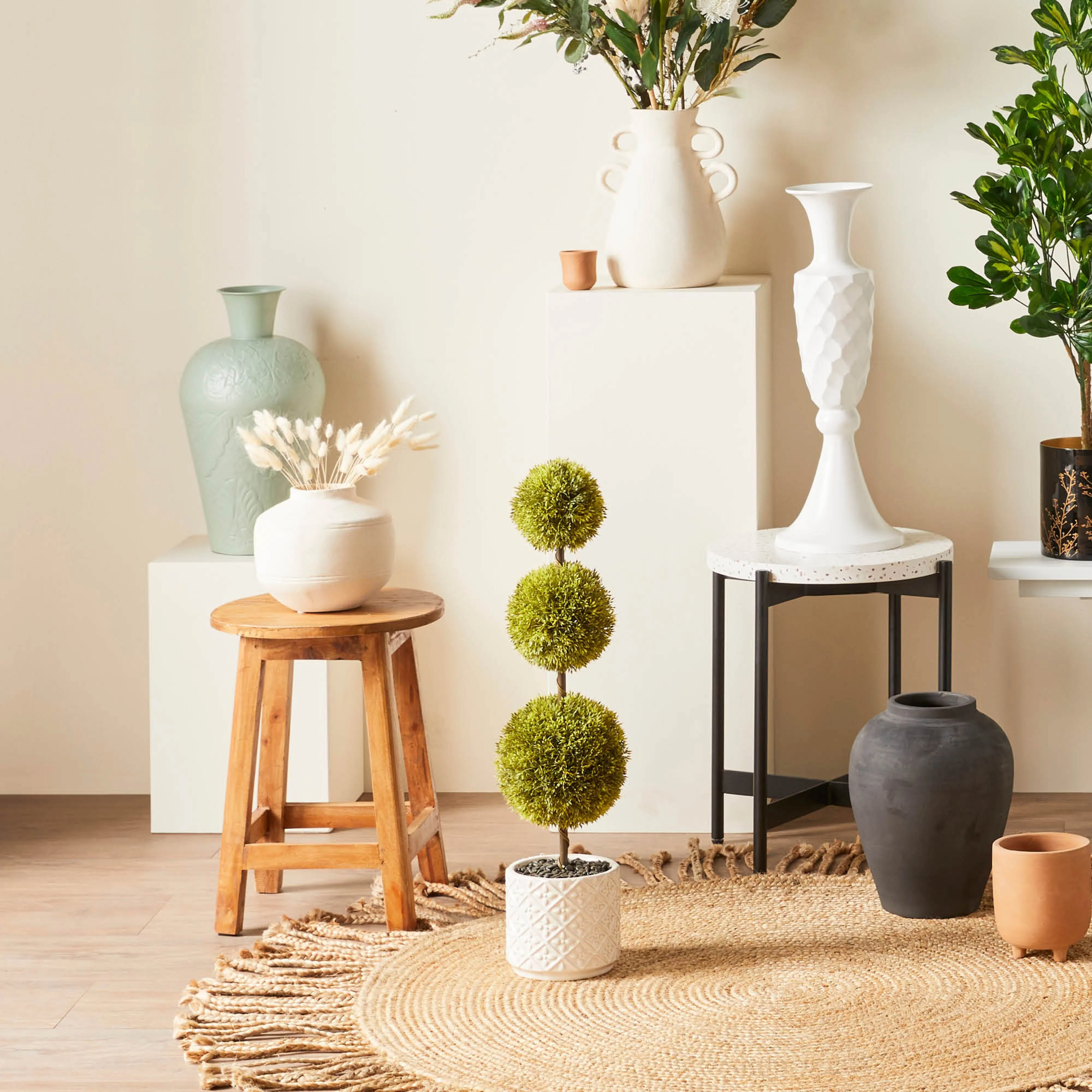 De Fleurs Three balls Topiary 74cm - Image 3