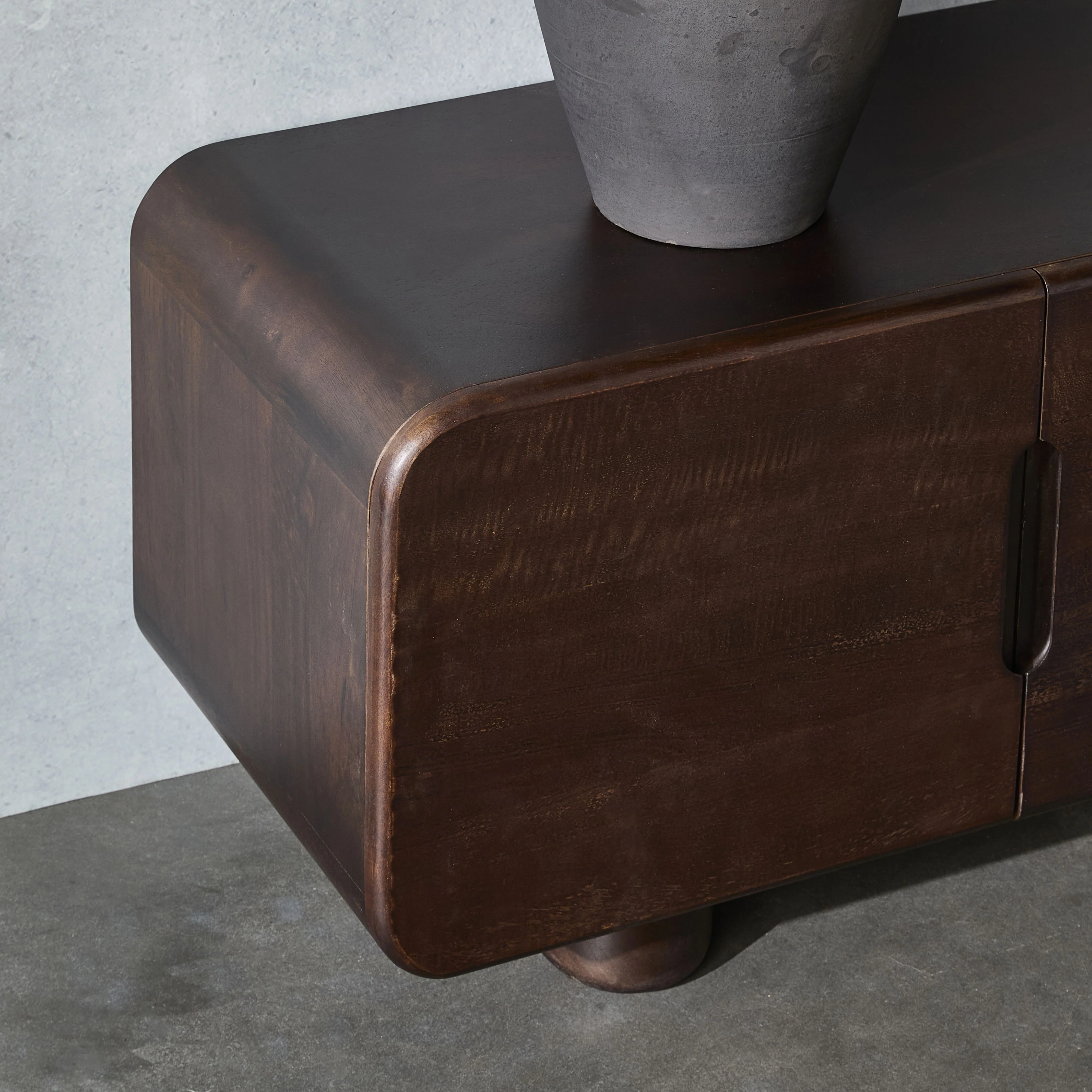 Dempsey 4 Door Entertainment Unit - Image 8