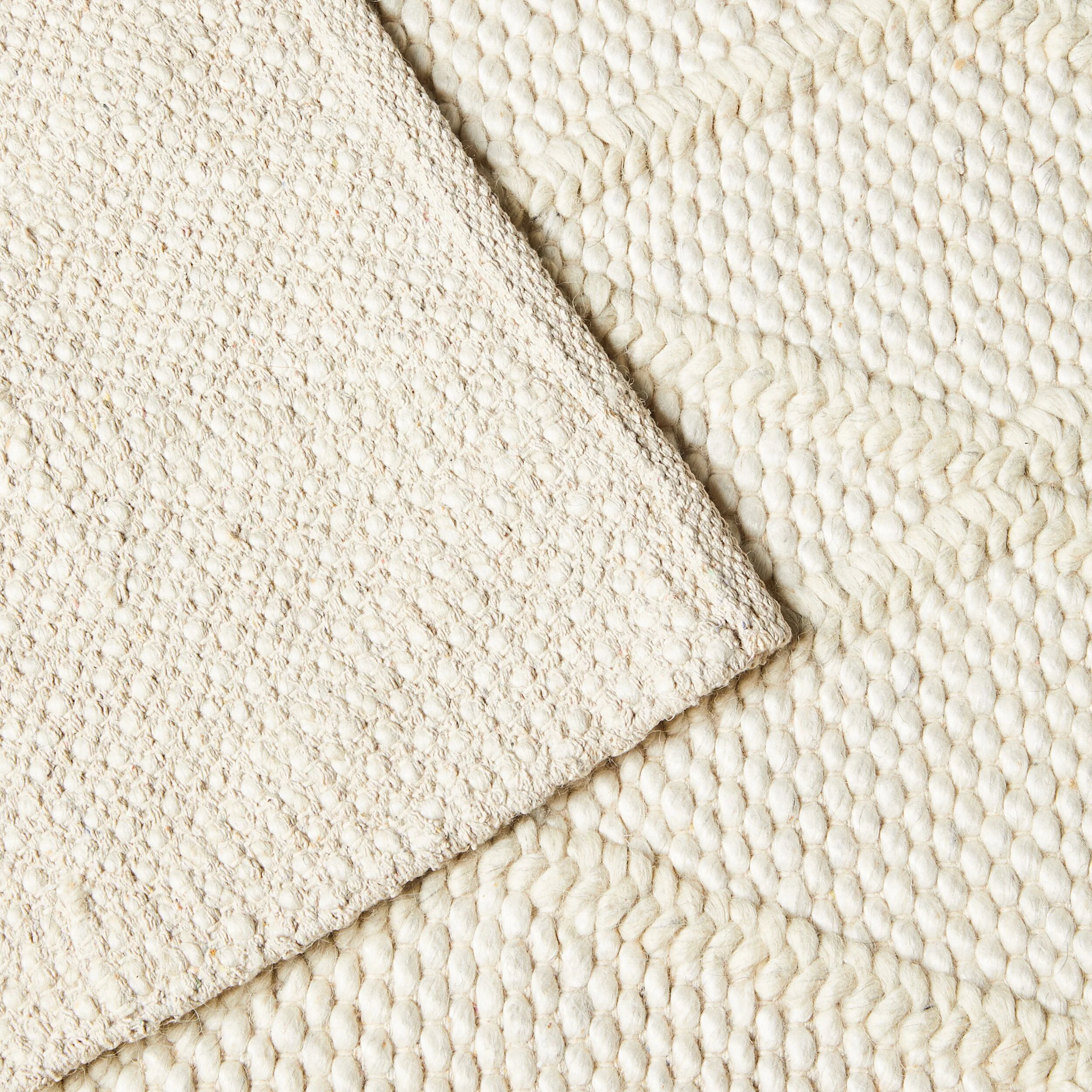 Diamond Trellis Hand Woven Viscose Cream Wool Rug 400x300cm - Image 3