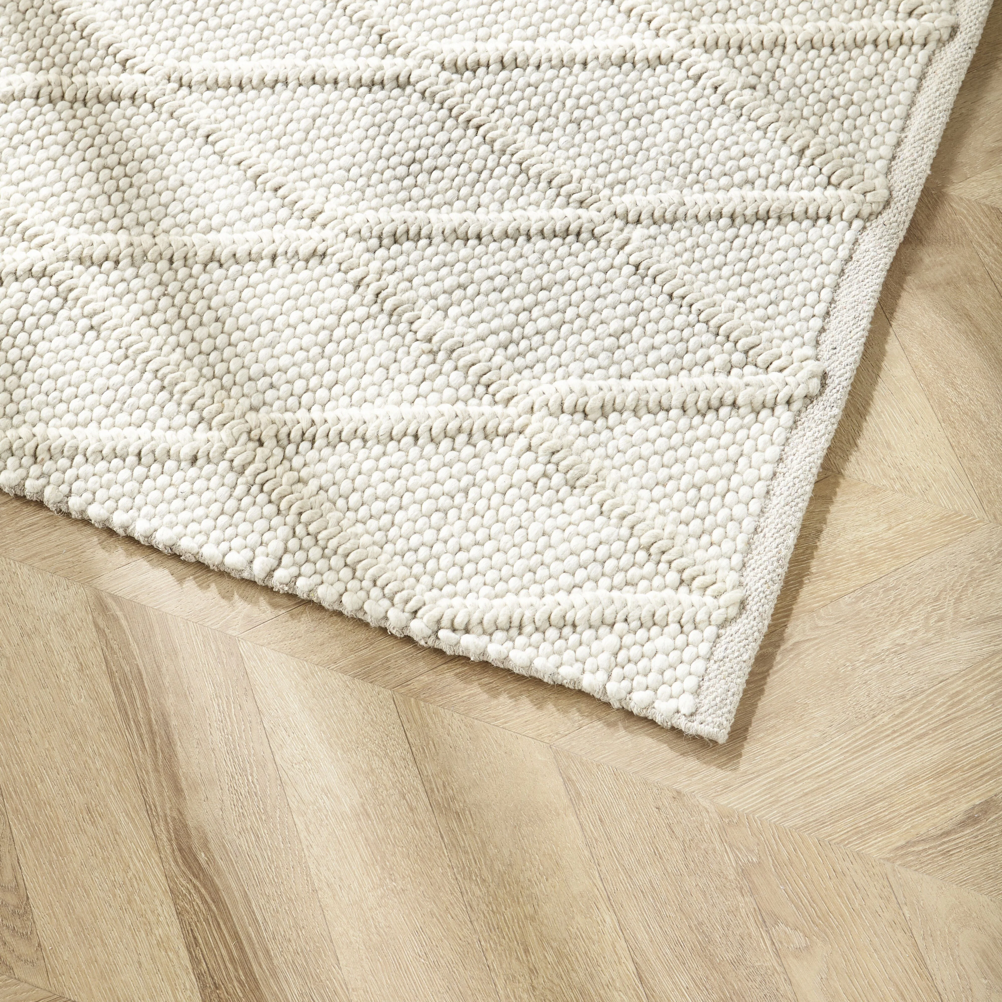 Diamond Trellis Hand Woven Viscose Cream Wool Runner 300x80cm - Image 5