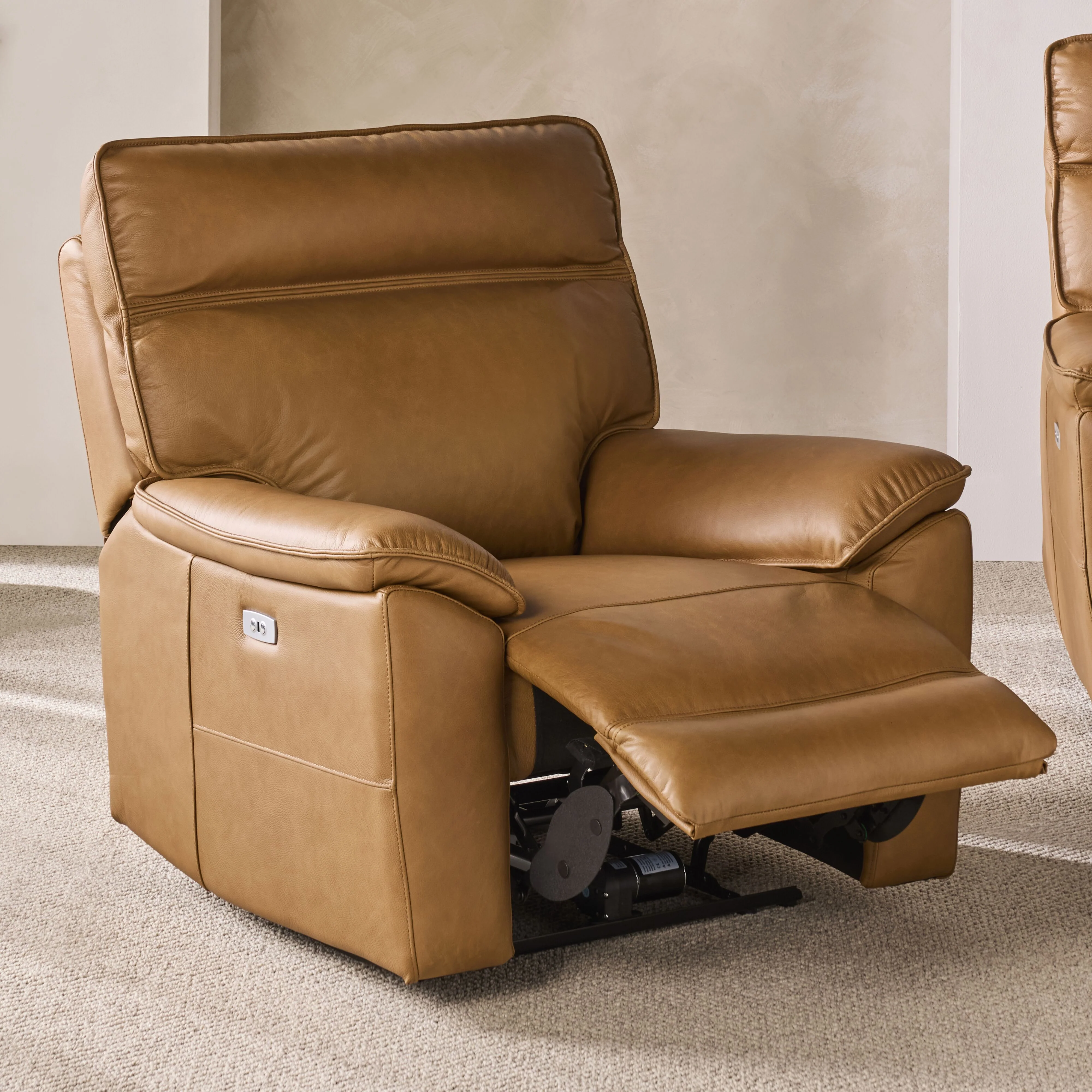 Dillon 1 Seater Leather Recliner Dakota Light Chestnut - Image 8