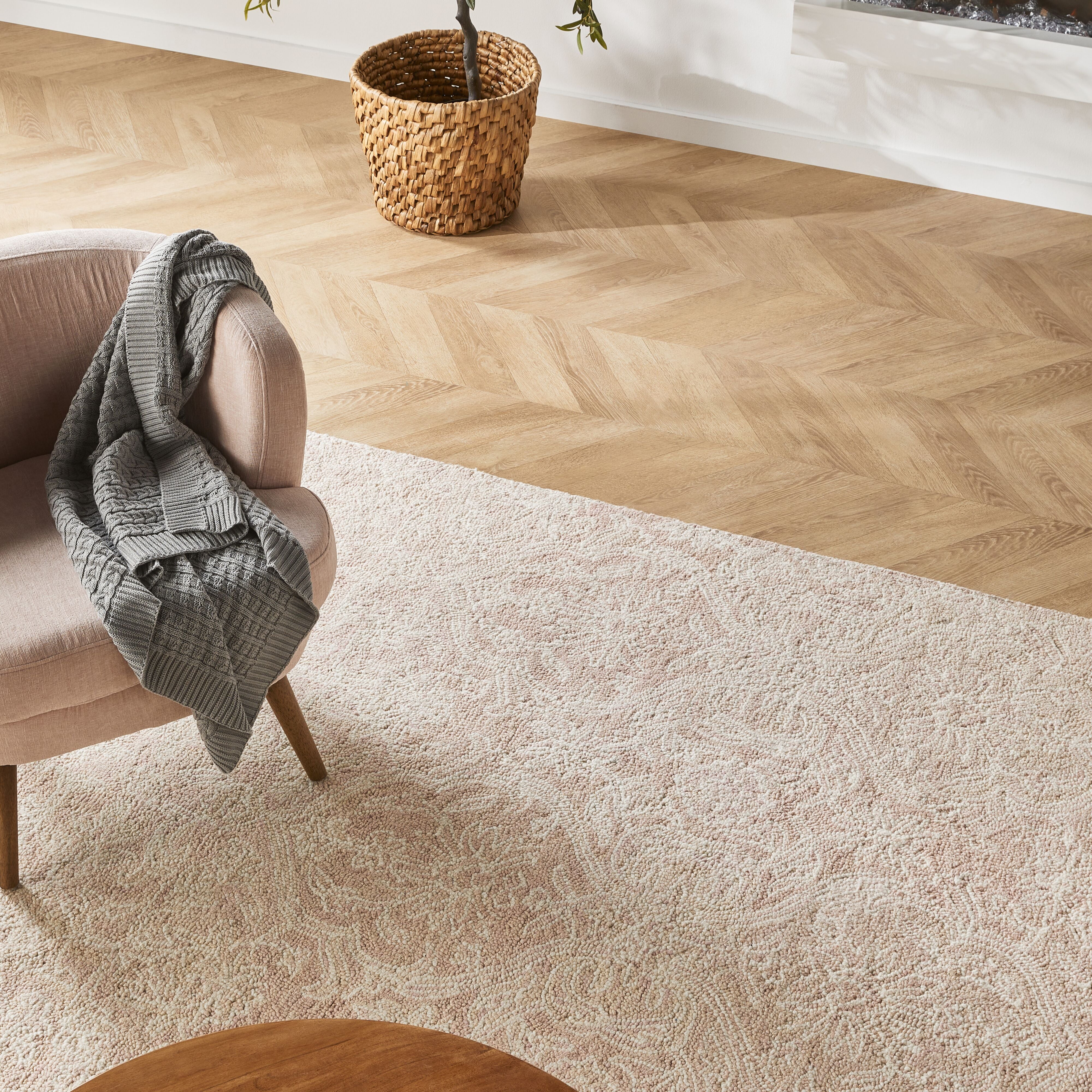 Dreamtime Floral Blush Pink Rug 300x240cm - Image 4